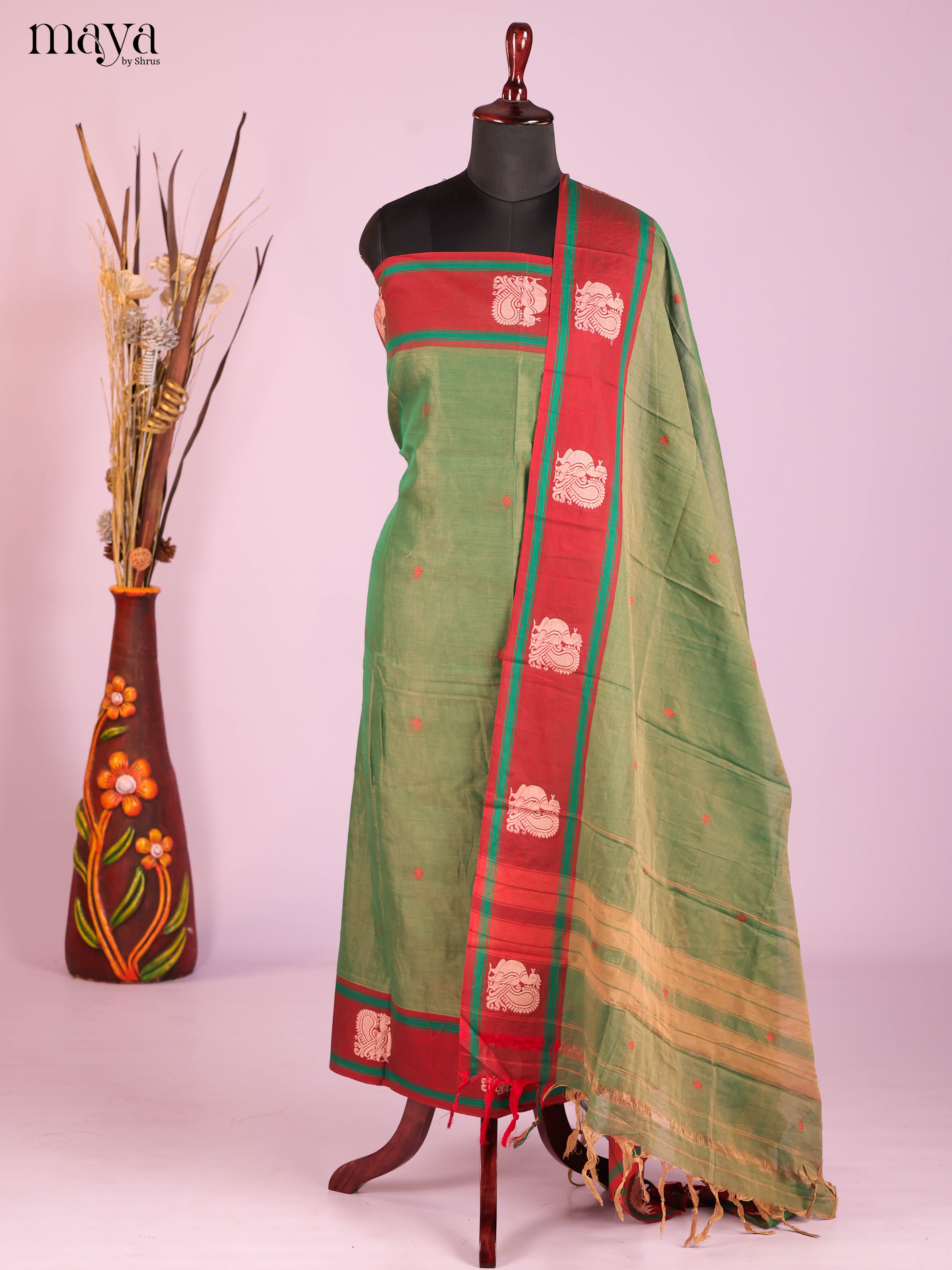 Green & Red -Narayanpet top & dupatta combo