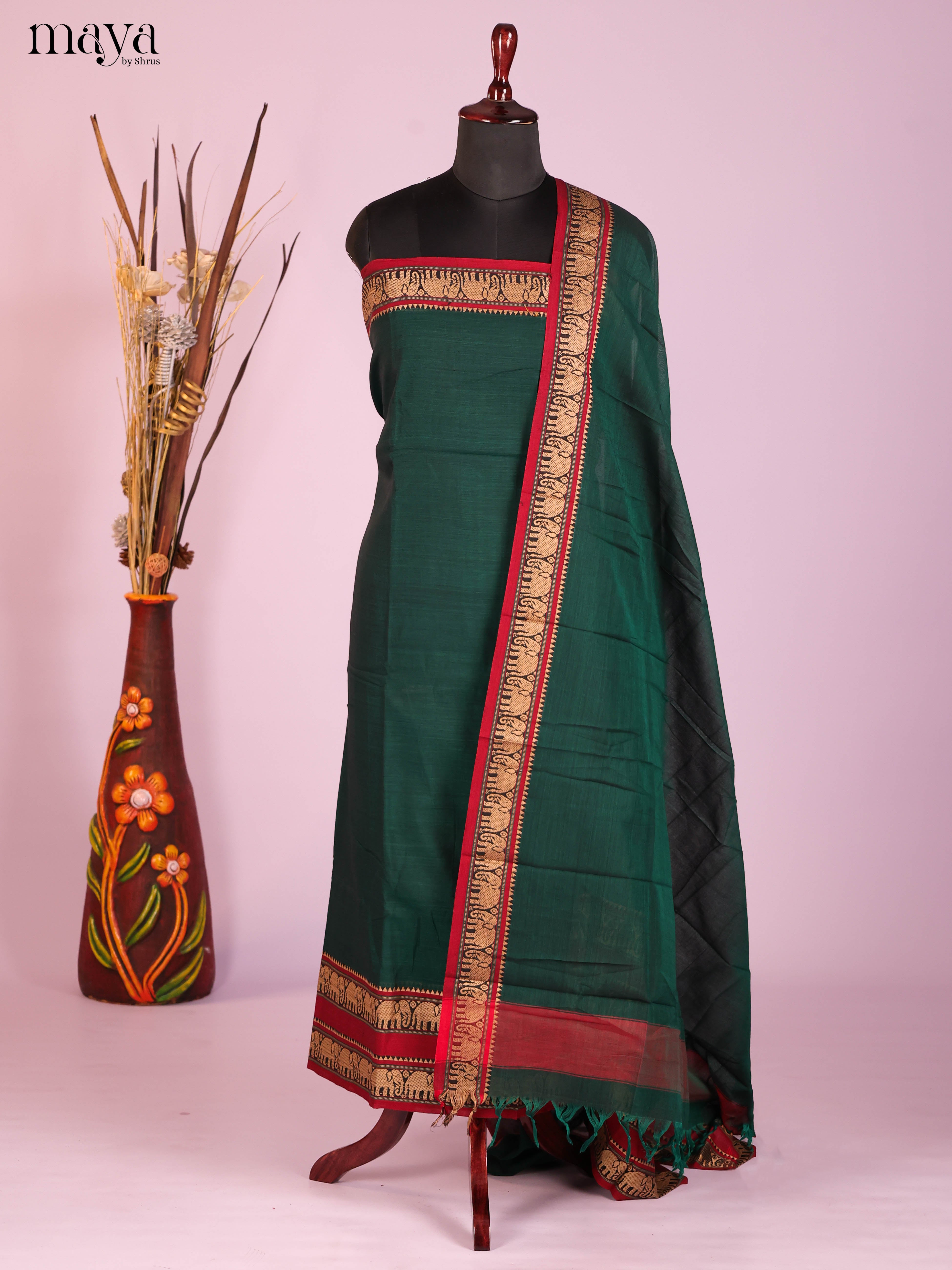Green & Red-Narayanpet top & dupatta combo