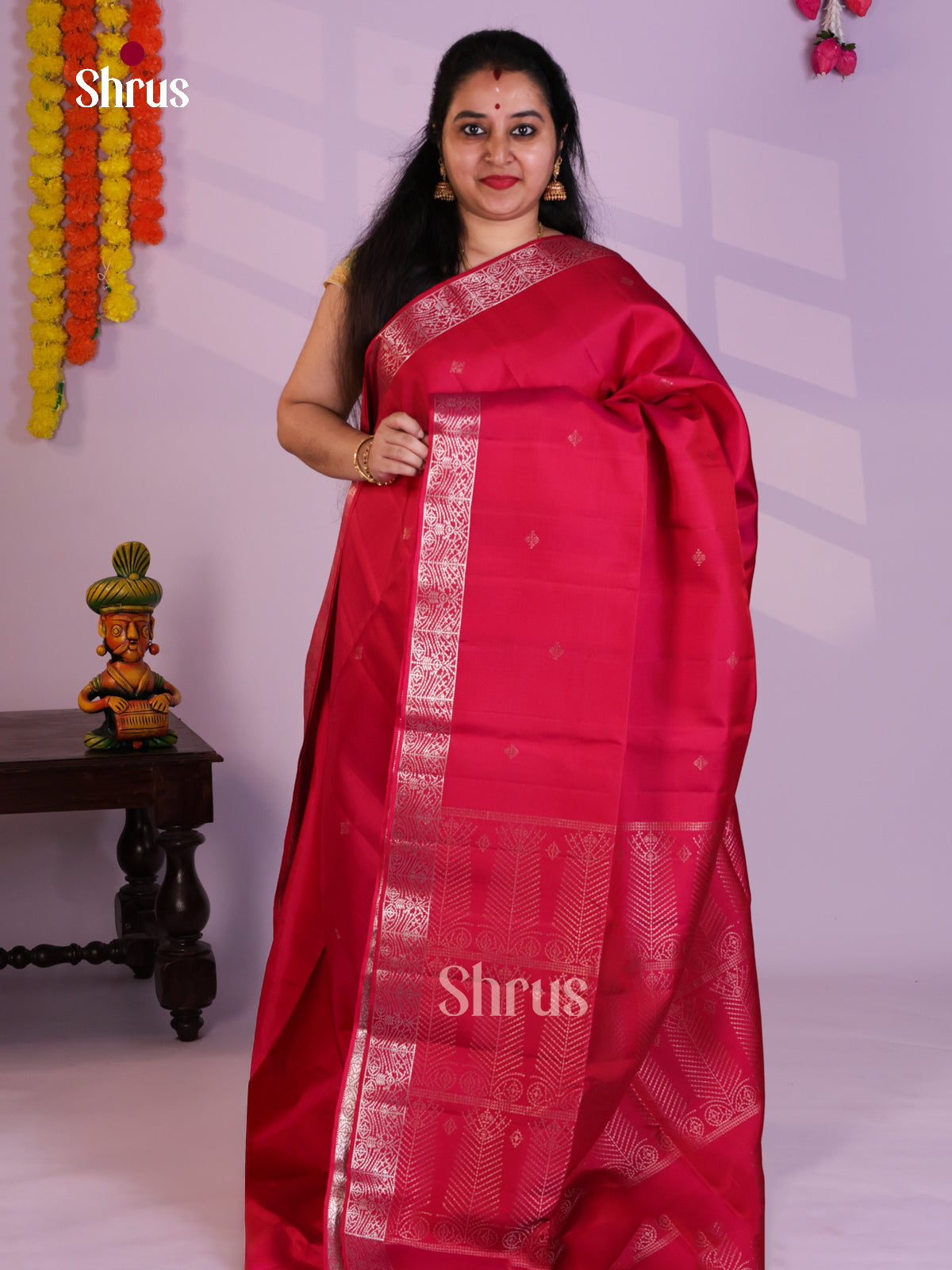 Buy Enchanting Magenta Soft Silk Saree with Zari Floral Buttas & Brocade pallu