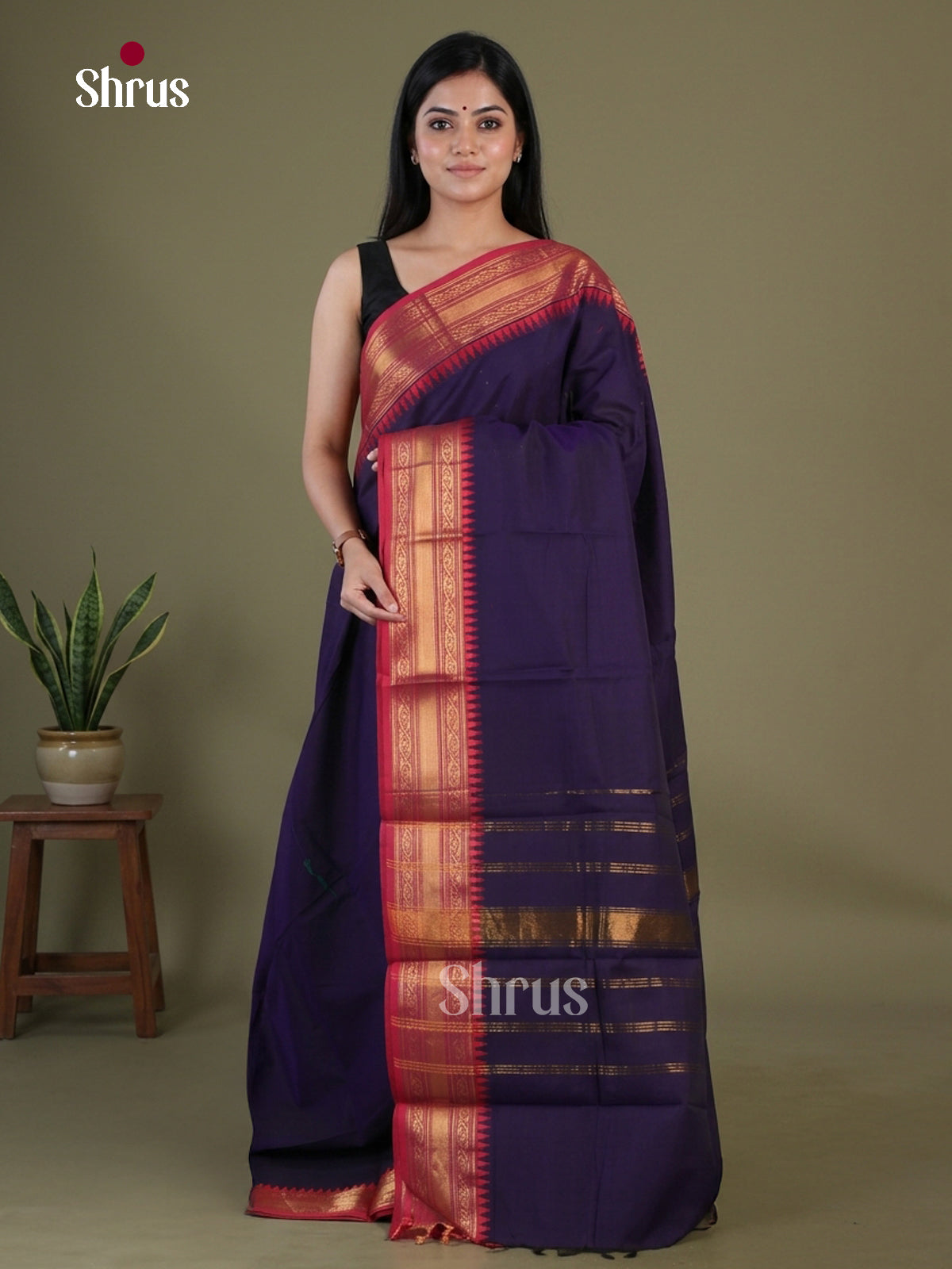 Majestic Deep Indigo Chettinad Cotton Saree With Plain Body & Red Temple Zari Border
