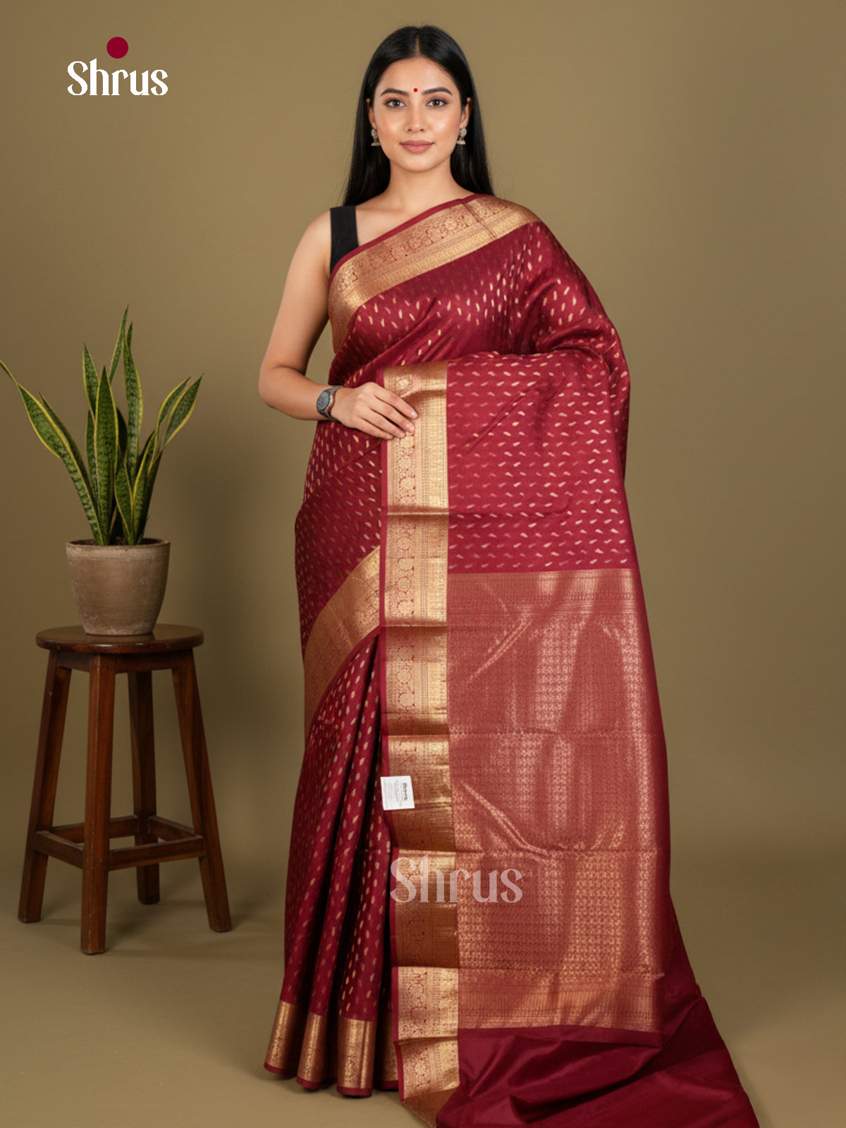 Buy Classic Maroon Kanchipuram Silk Saree with Gold Buttas, Traditional Border & Brocade Pallu