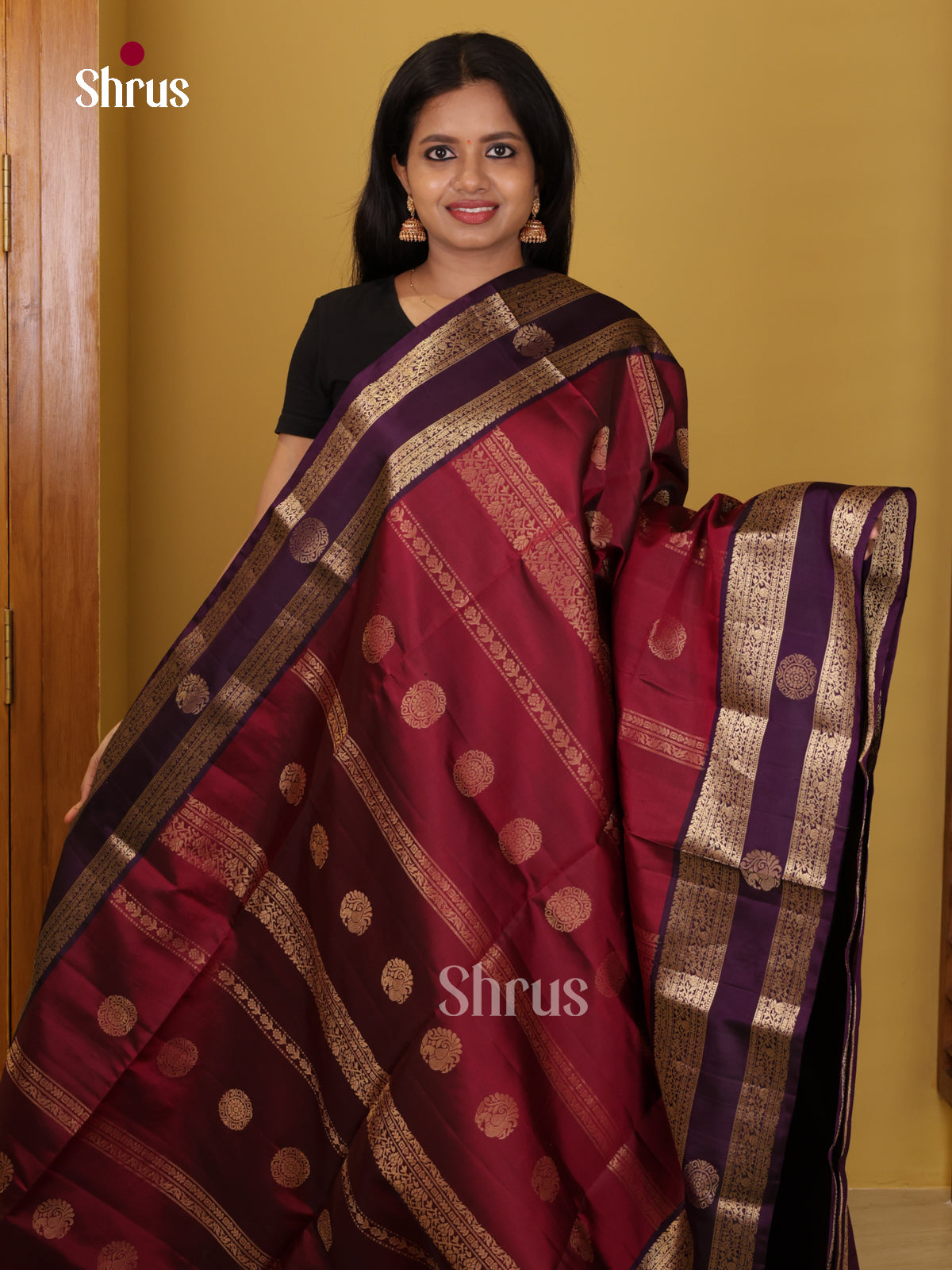 Buy Divine Maroon Pure Soft Silk Saree With Zari Circular Motifs, Purple Rettapet Border & Brocade Pallu