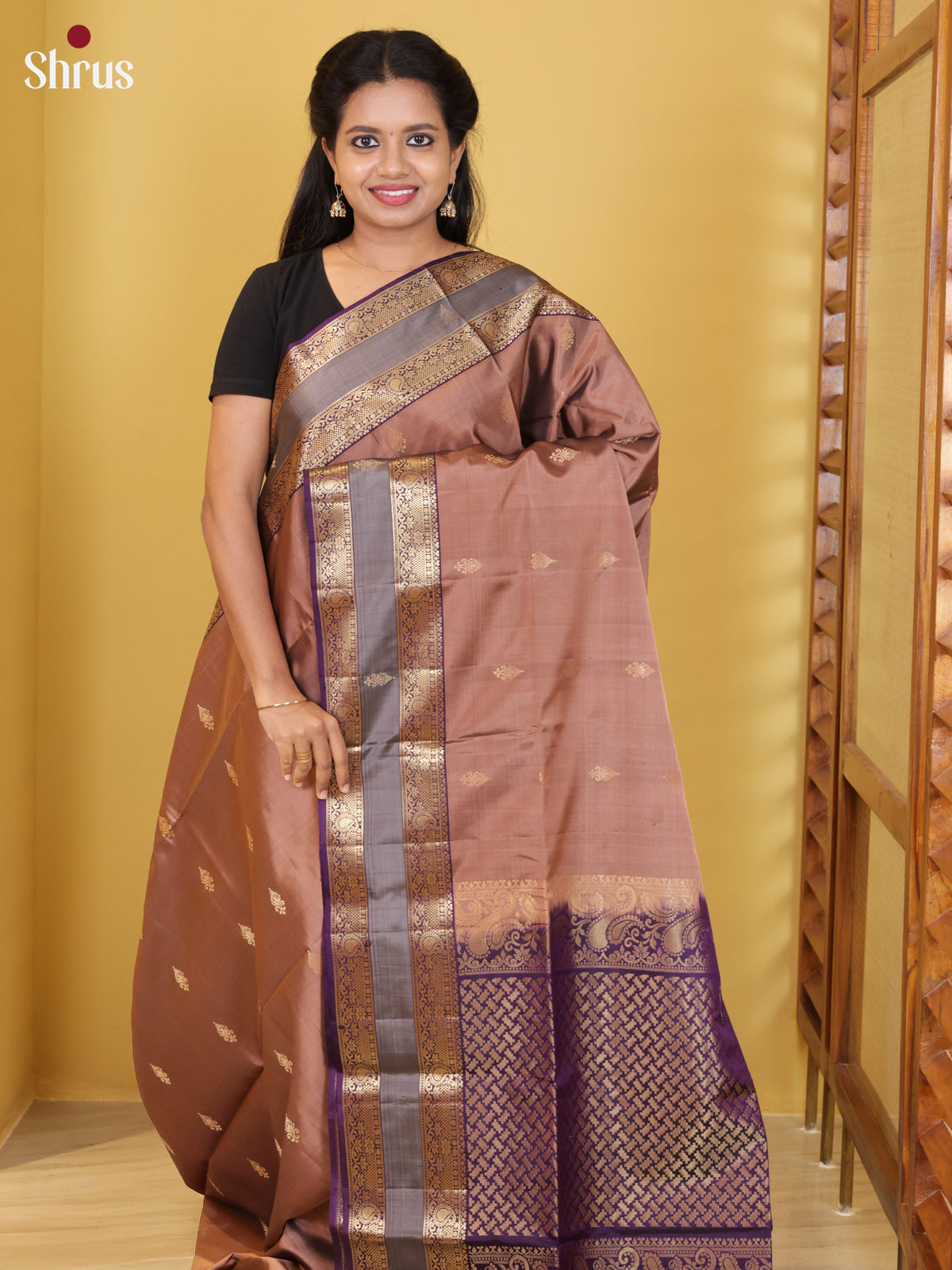 Buy Unique Mauve Kanchipuram Silk Saree With Gold Buttas, Rettapet Border & Deep Violet Pallu