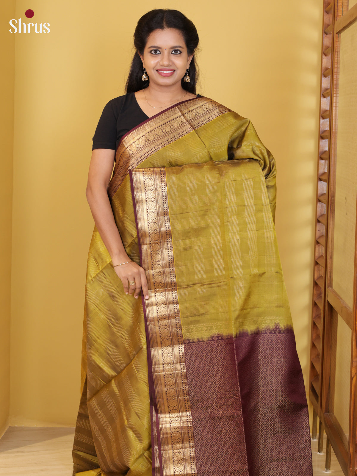Buy Striking Mehendi Green Soft Silk Saree with Zari Checks, Maroon Border & Brocade Pallu