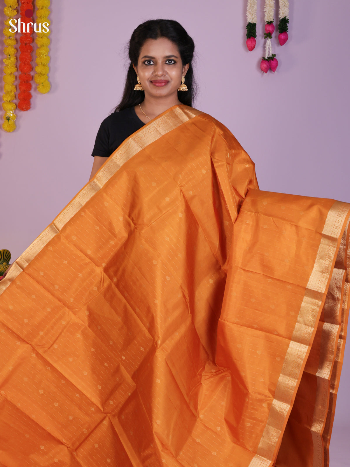 Buy Radiant Mustard Kanchipuram Saree With Golden Buttas, Self Zari Border & Brocade Pallu