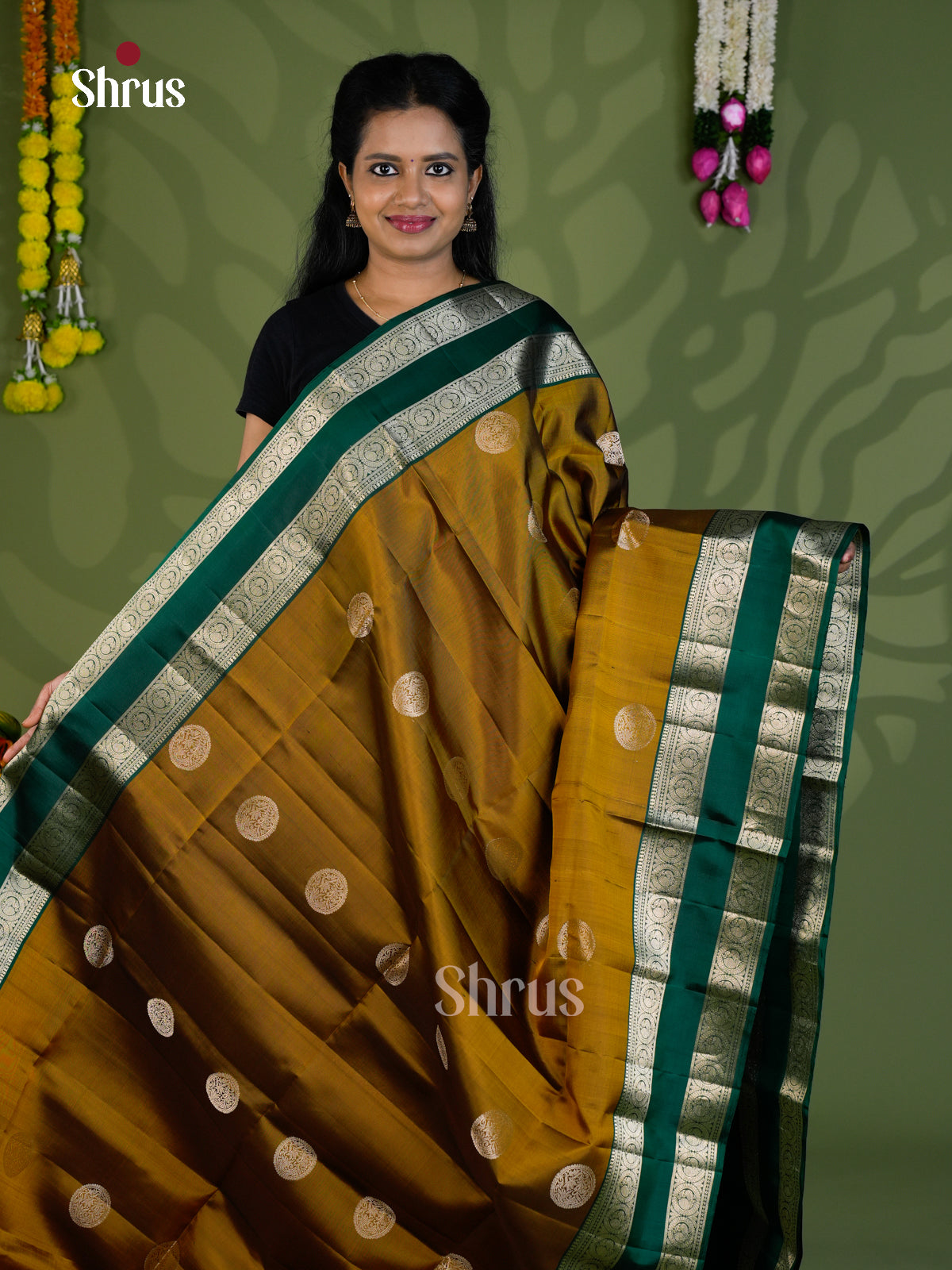 Buy Pretty Mustard Yellow Pure Silk Saree With Round Buttas, Green Rettaipet Border & Brocade Pallu