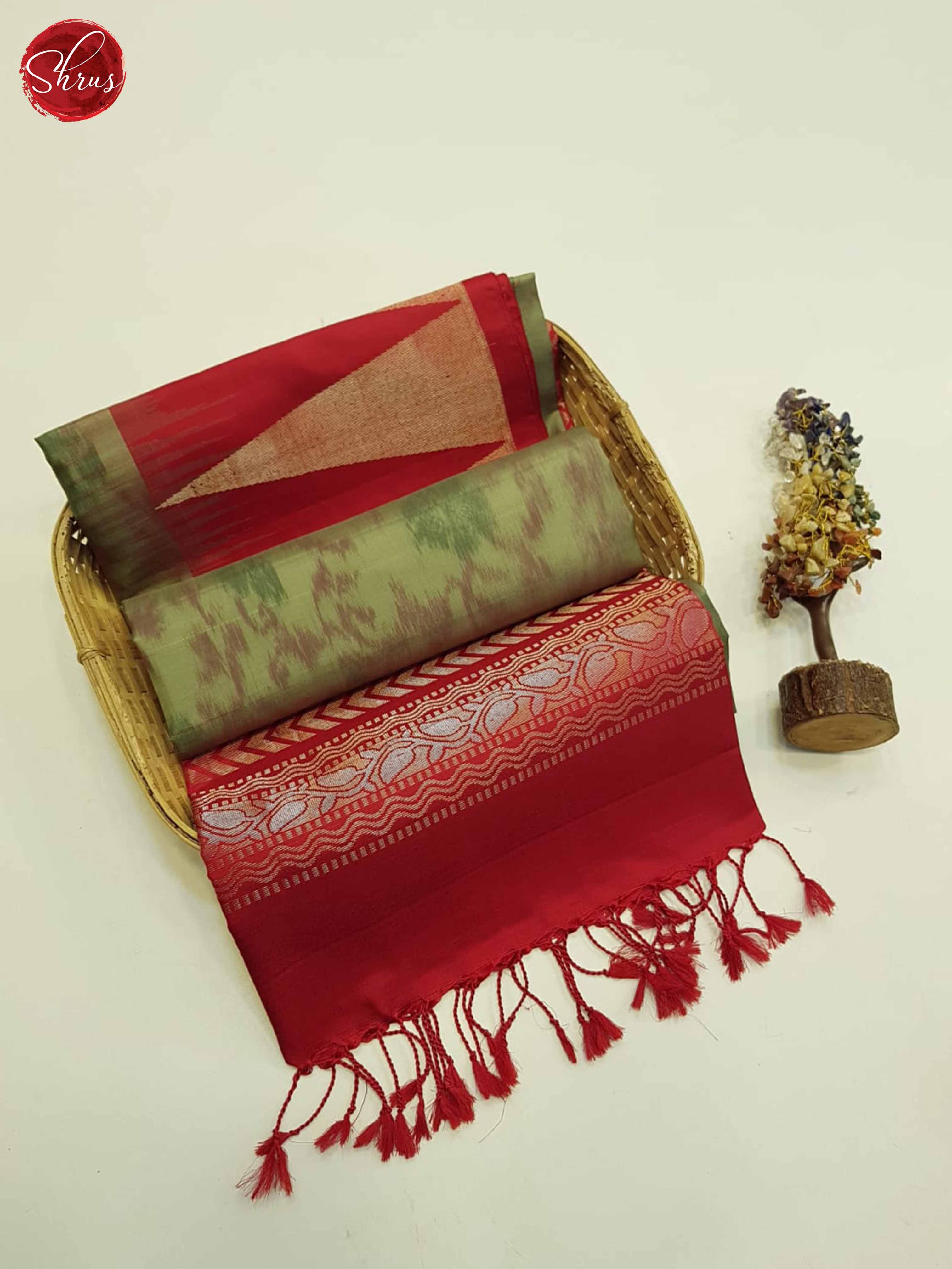 Artistic Olive Green Pure Soft Silk Sarees With Ikat Pattern, Red Temple Border & Brocade Pallu