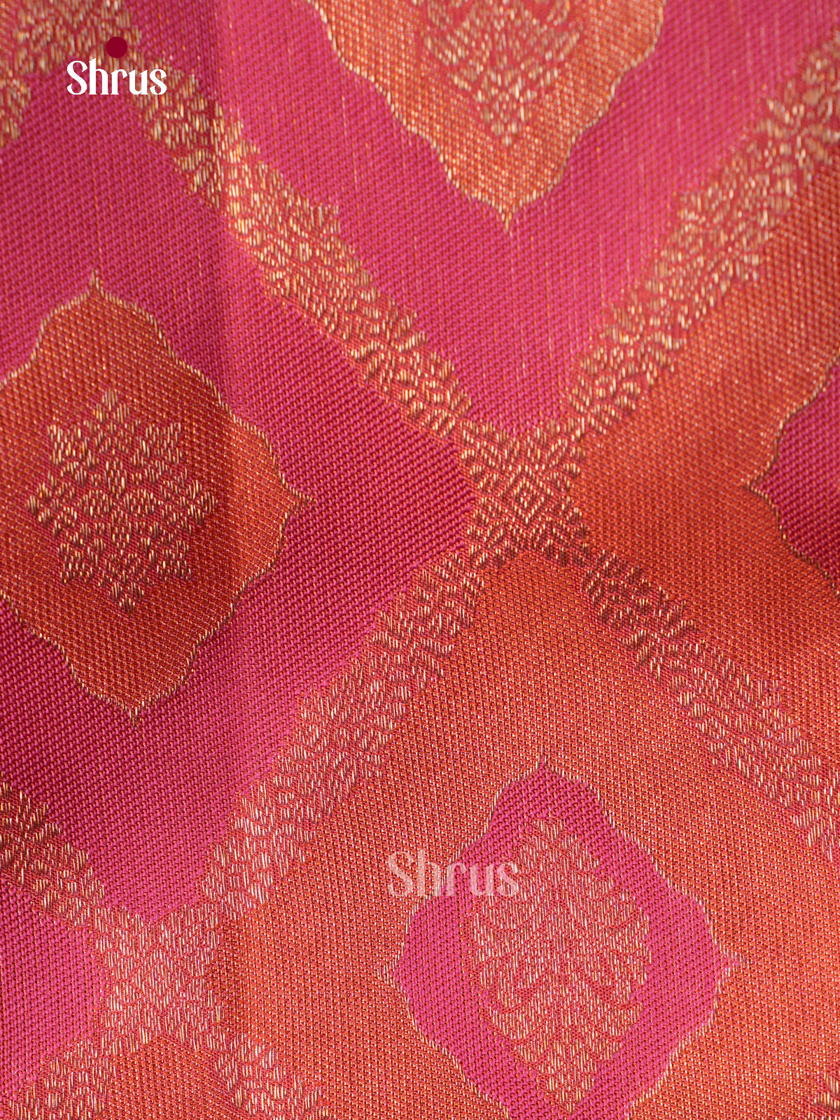 Opulent Peach & Pink Kanchipuram silk Sarees With Diamond Brocade & Coral Zari Border