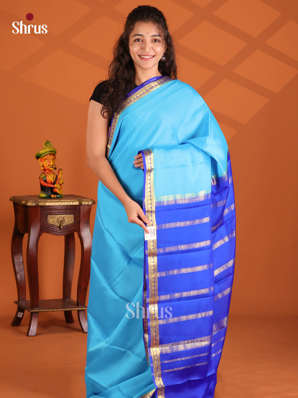 Buy Opulent Sky Blue Mysore Silk Saree with Plain Body, Blue Zari Border & Traditional Chit Pallu
