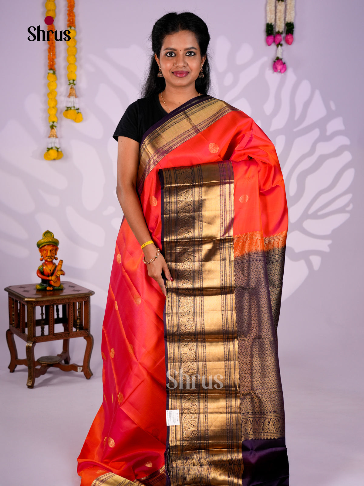 Buy Radiant Orange Kanchipuram Silk Saree With Coin Buttas & Dark Violet Brocade Pallu