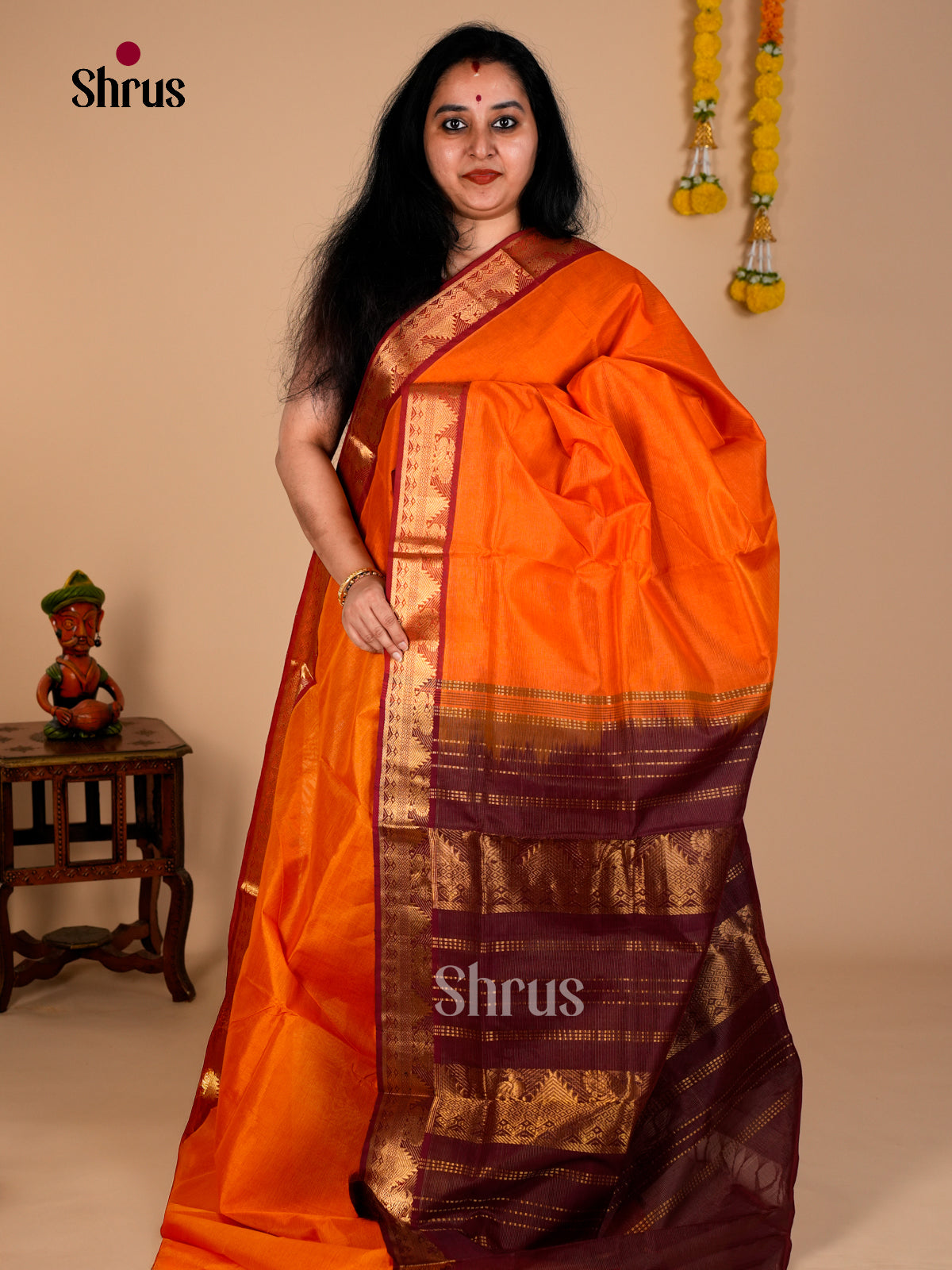 Buy Vibrant Orange Silk Cotton Saree With Plain Body, Maroon Zari Border & Traditional Pallu