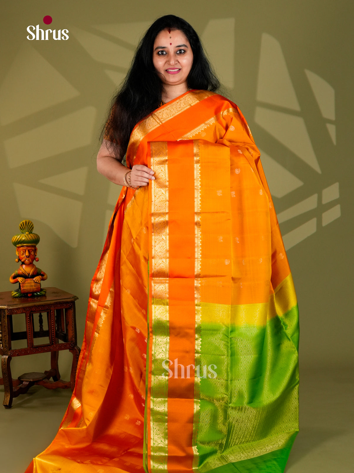 Buy Dazzling Orange Soft Silk Saree with Gold Buttas, Rettaipet Zari Border & Green Brocade Pallu