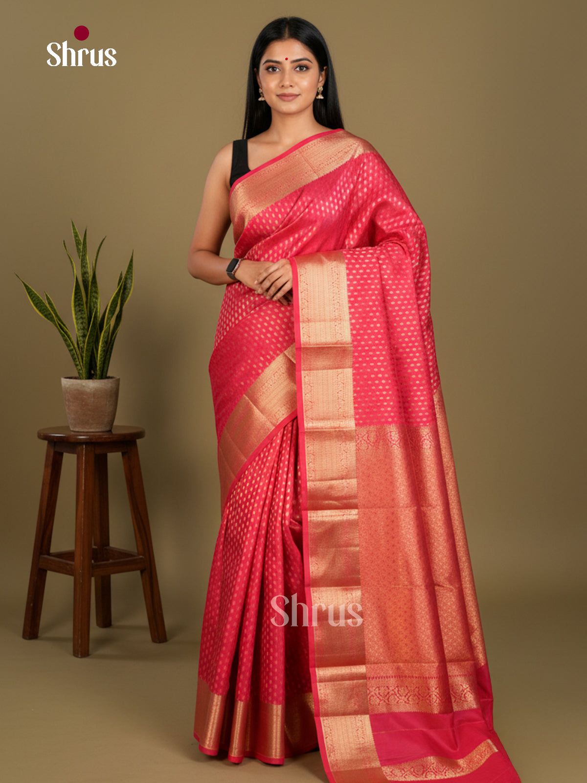 Buy Vivid Orangish Pink Kanchipuram Silk Saree with Intricate Golden Buttas, Zari Border & Brocade Pallu