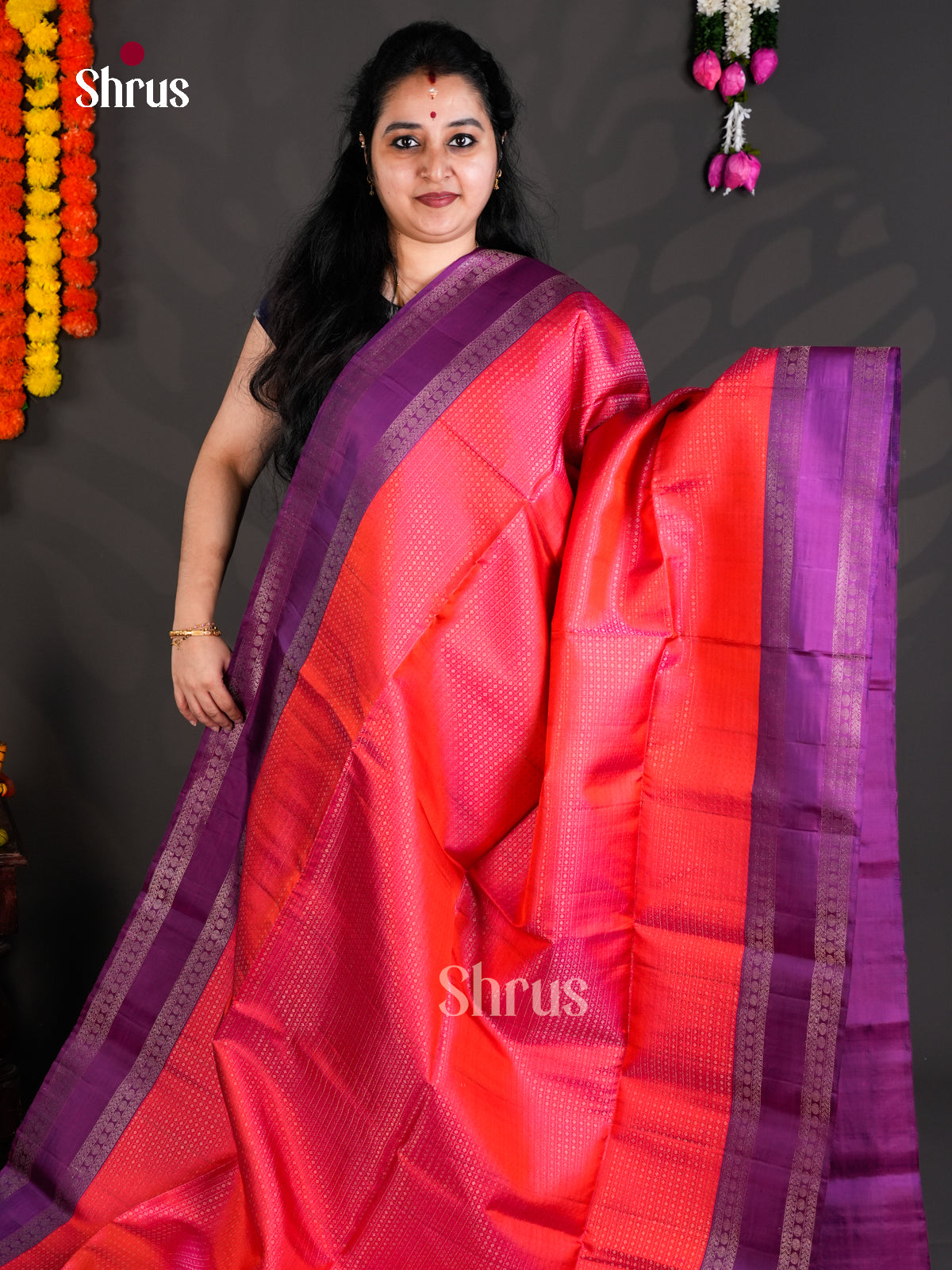 Buy Pretty Orangish Pink Pure Soft Silk Saree with Zari Kattam, Small Buttas & Violet Rettaipet Border