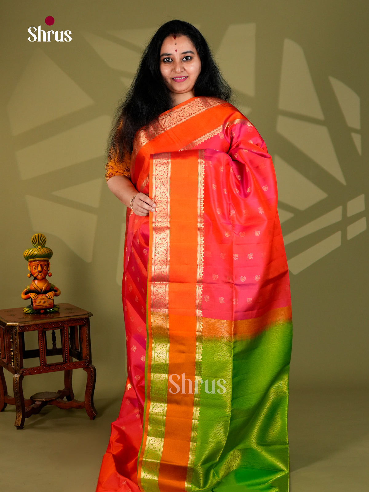 Buy Vivid Orangish Pink Soft Silk Saree with Golden Buttas, Rettapet Border & Green Brocade Pallu