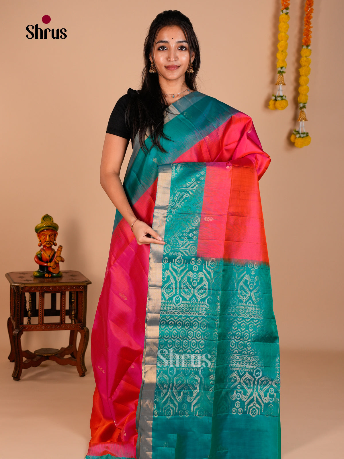 Buy Timeless Orangish Pink Soft Silk Saree with Zari Buttas, Teal Border & Pallu With Zari Weave