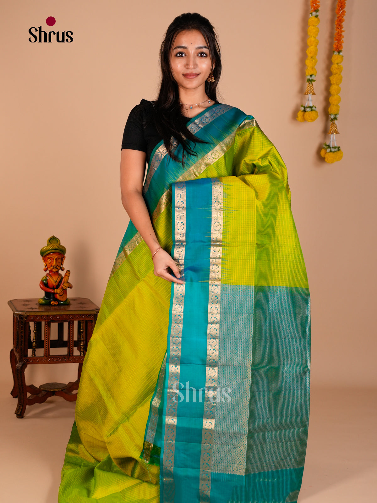 Buy Radiant Parrot Green Soft Silk Saree with Intricate Checks & Teal Rettaipet Zari Border
