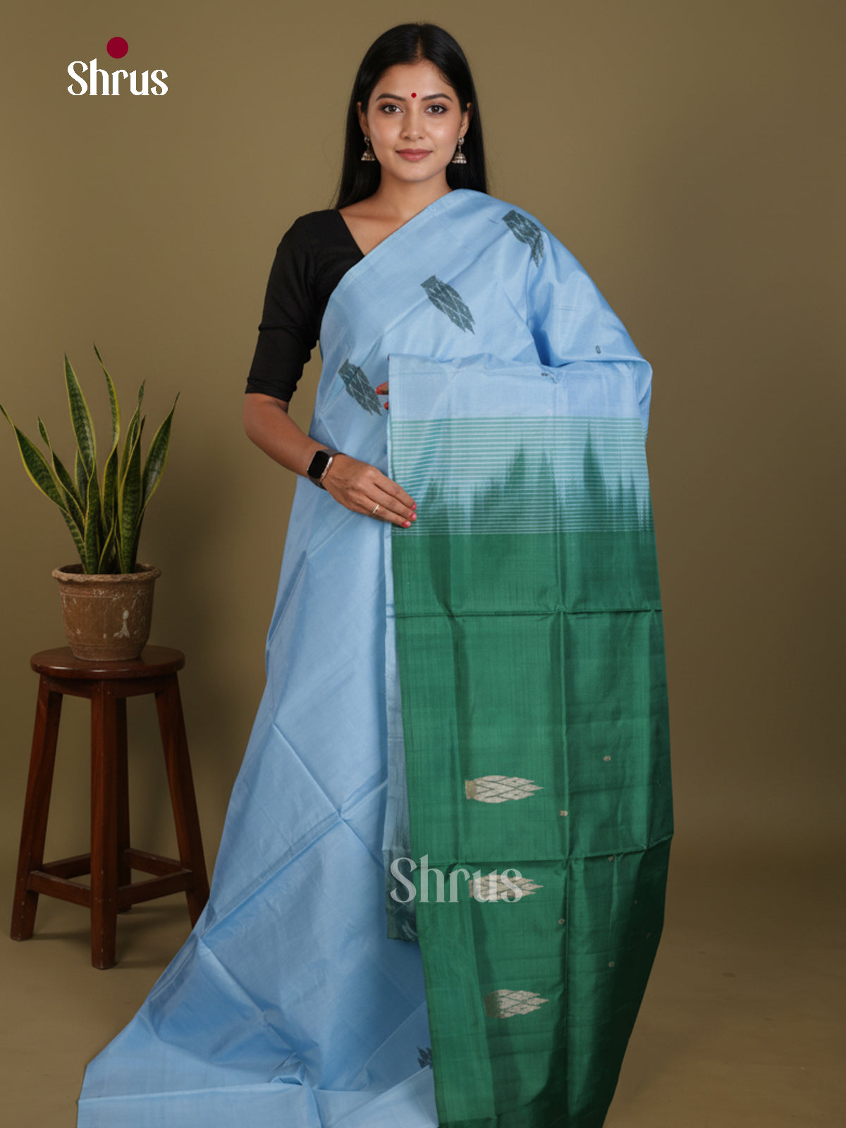 Buy Beautiful Pastel Blue Banana Pith Saree with Woven Motifs & Green Traditional Pallu