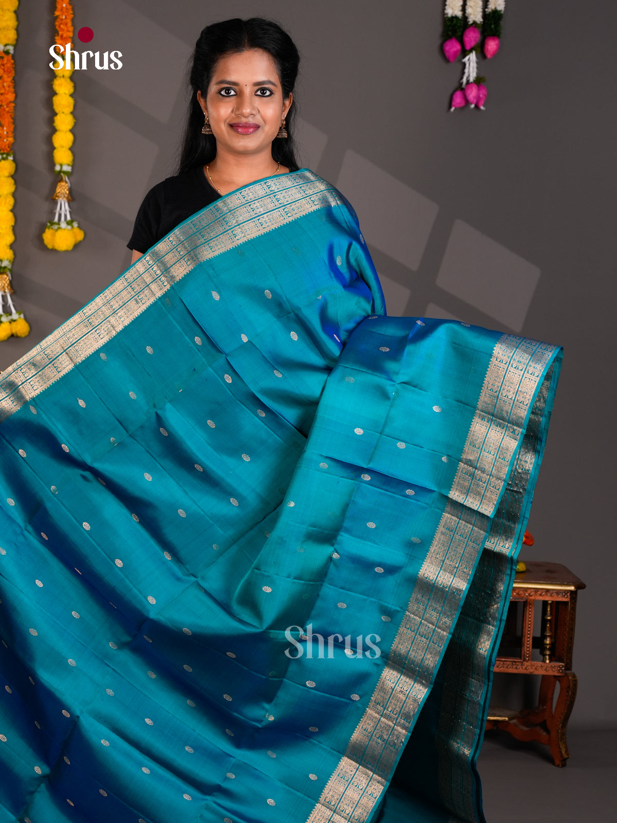 Buy Serene Peacock Blue Pure Soft Silk Saree With Silver Floral Buttas, Zari Border & Brocade Pallu