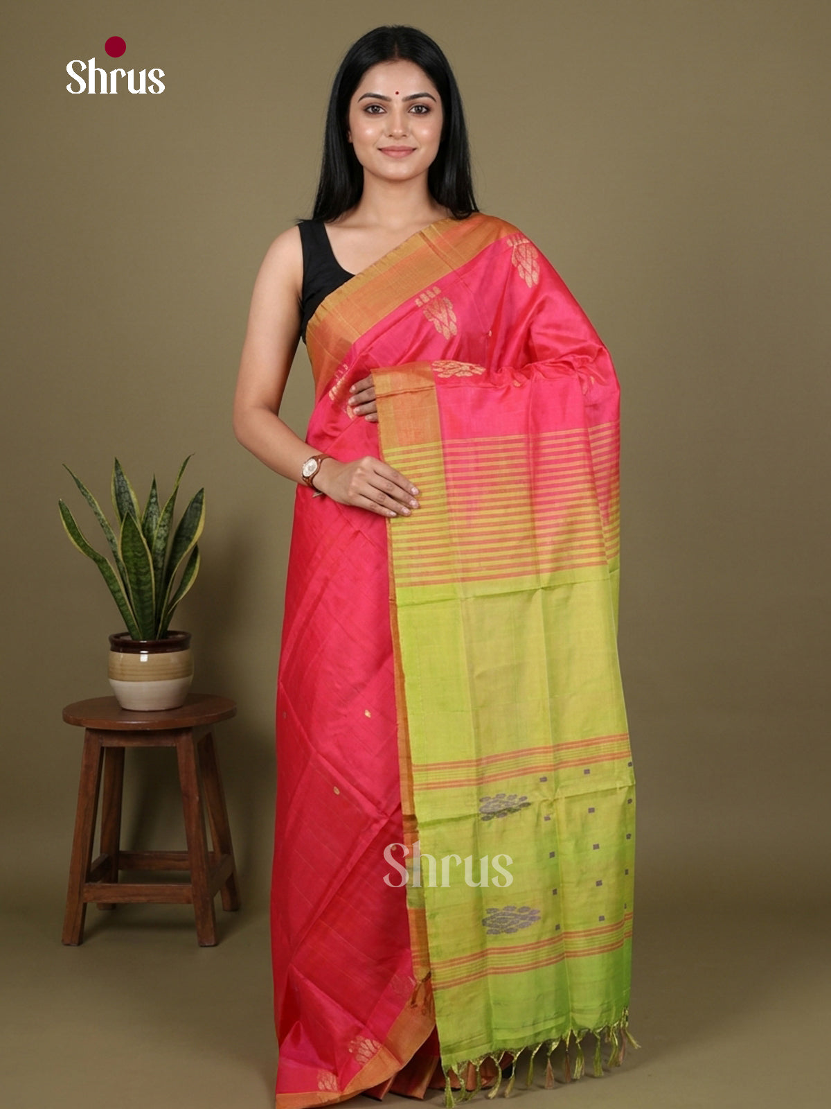 Buy Elegant Pink Banana Pith Saree With Golden Zari Motifs, Mustard Border & Lime Green Pallu