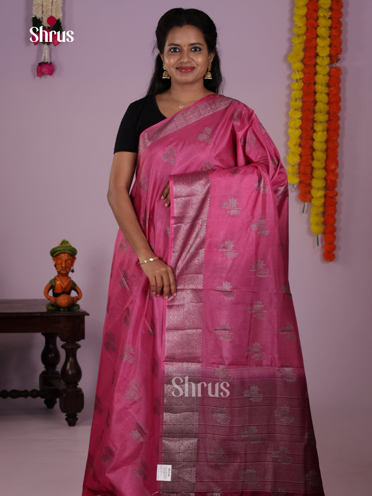 Buy Beautiful Pink North Silk Cotton Saree With Golden Buttas, Maroon Border & Pallu