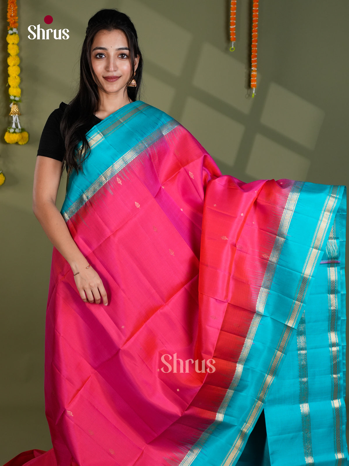 Buy Chic Pink Pure Silk Saree With Silver Zari Buttas, Turquoise Rettaipet Border & Brocade Pallu