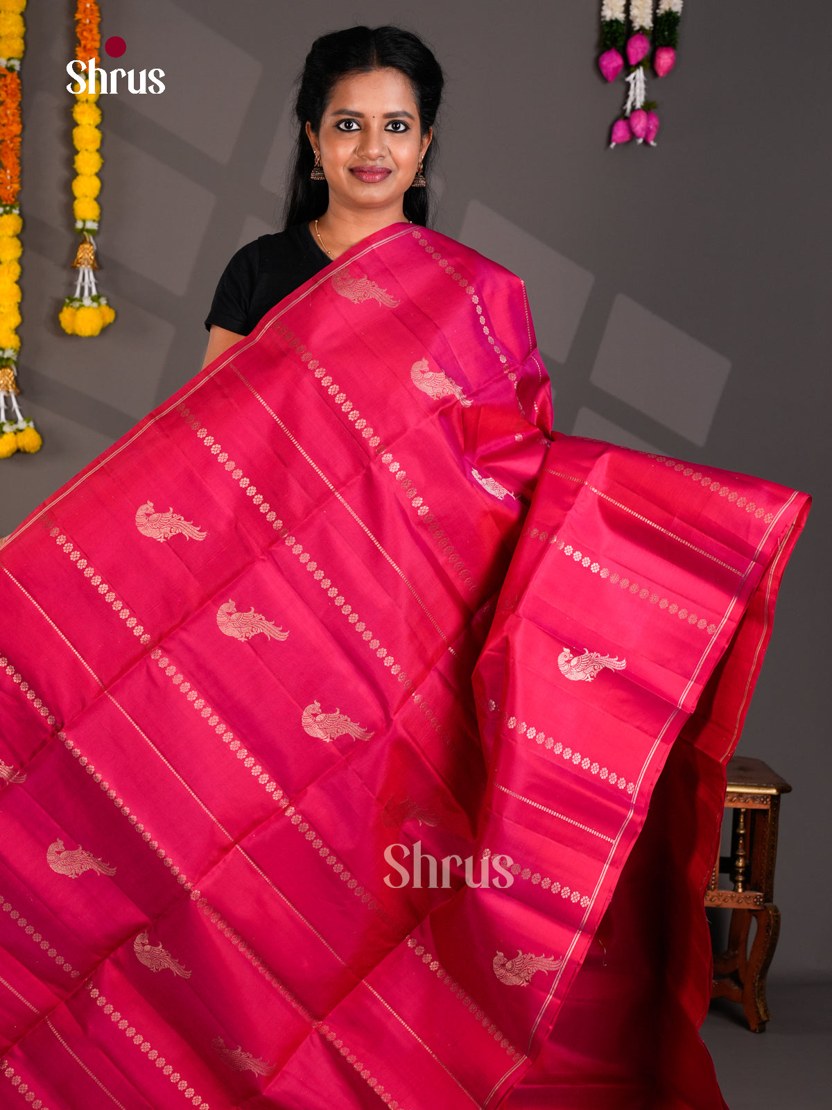 Buy Ethnic Pink Pure Soft Silk Saree With Zari Peacock Motifs & Horizontal Rows Of Floral Buttas