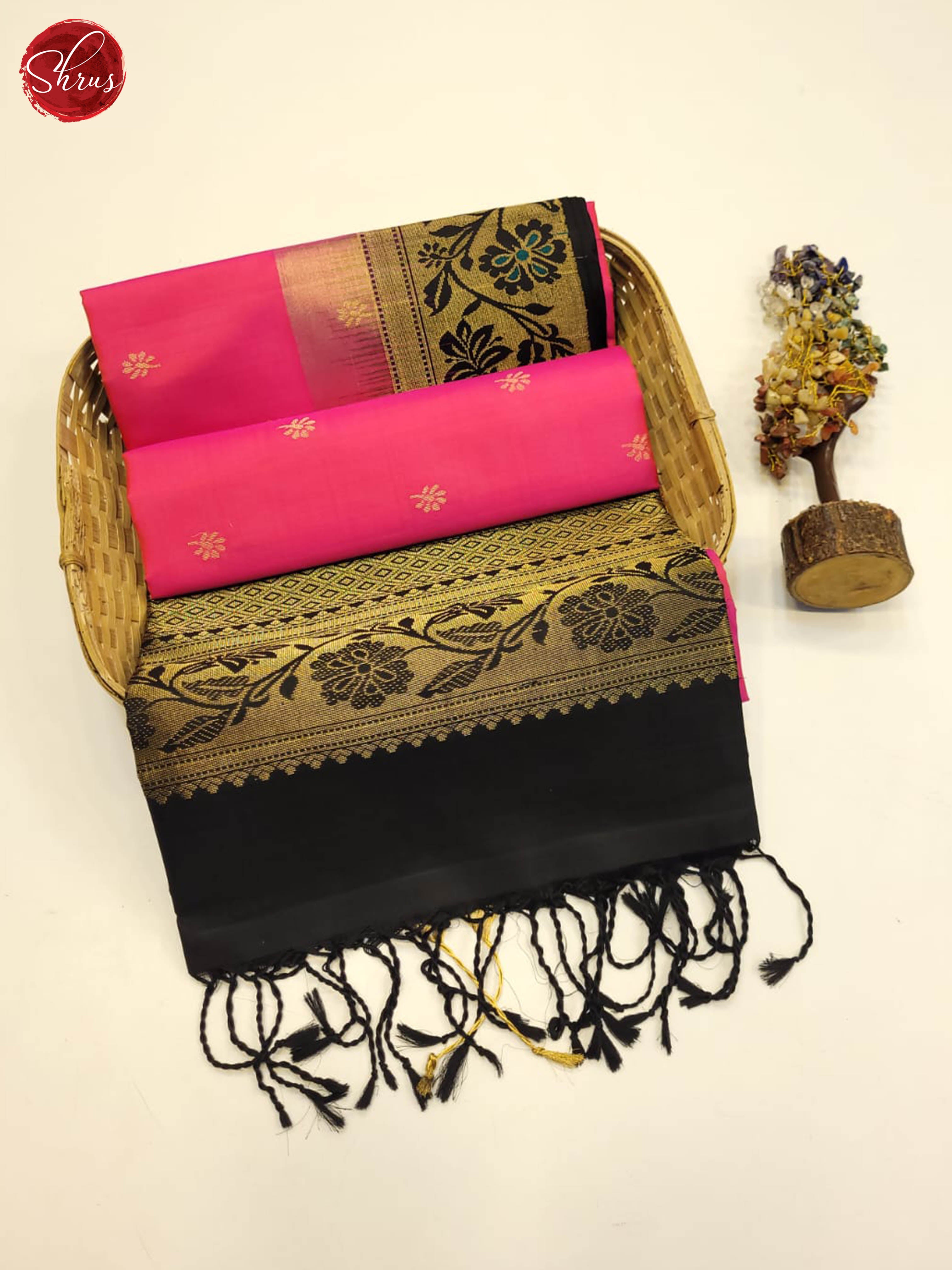 Buy Exquisite Pink Soft Silk Saree With Gold Floral Buttas, Black Border & Paisley Pallu