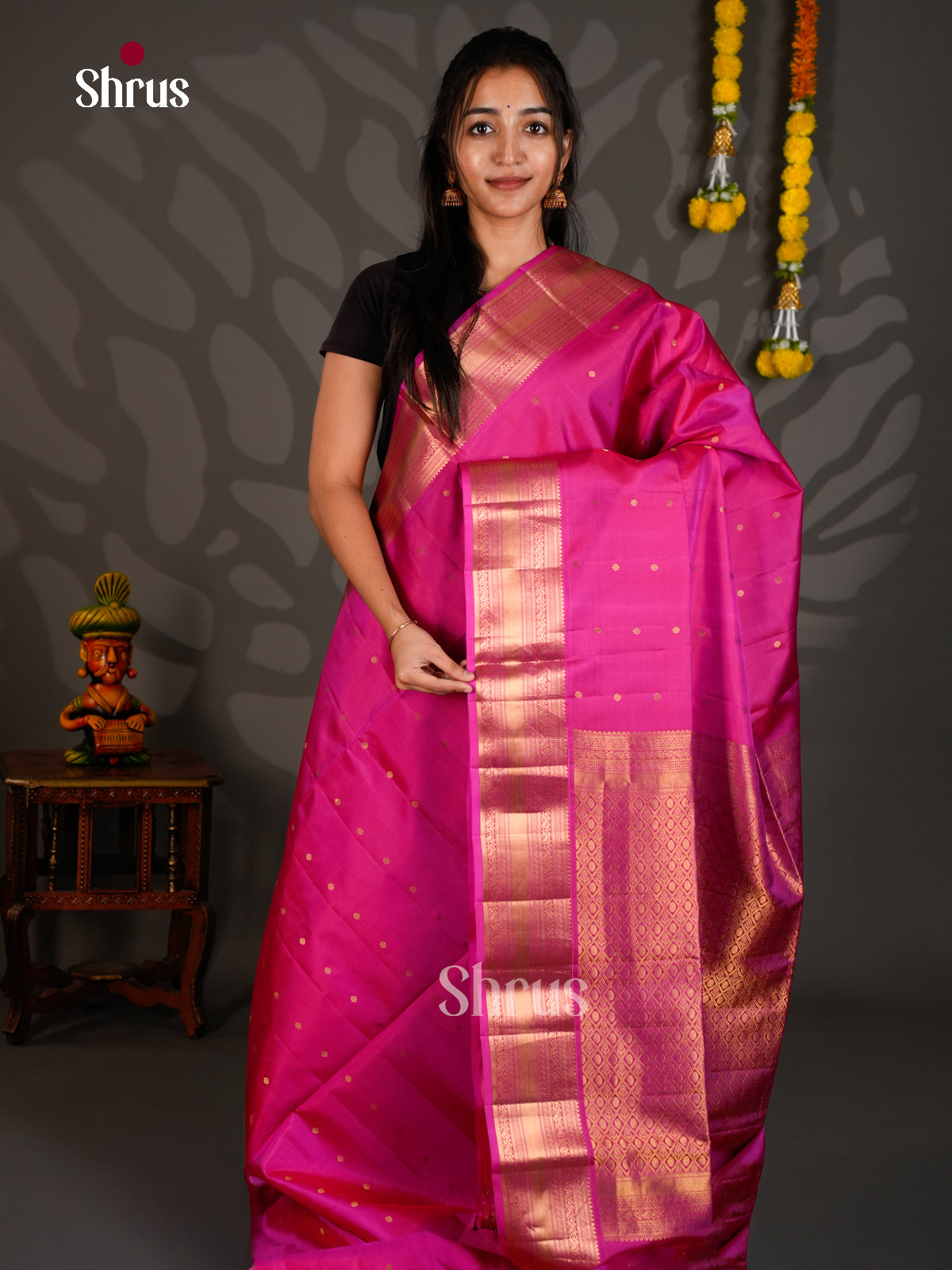 Buy Sheeny Pink Soft Silk Saree with Floral Buttas, Traditional Zari Border & Brocade Pallu
