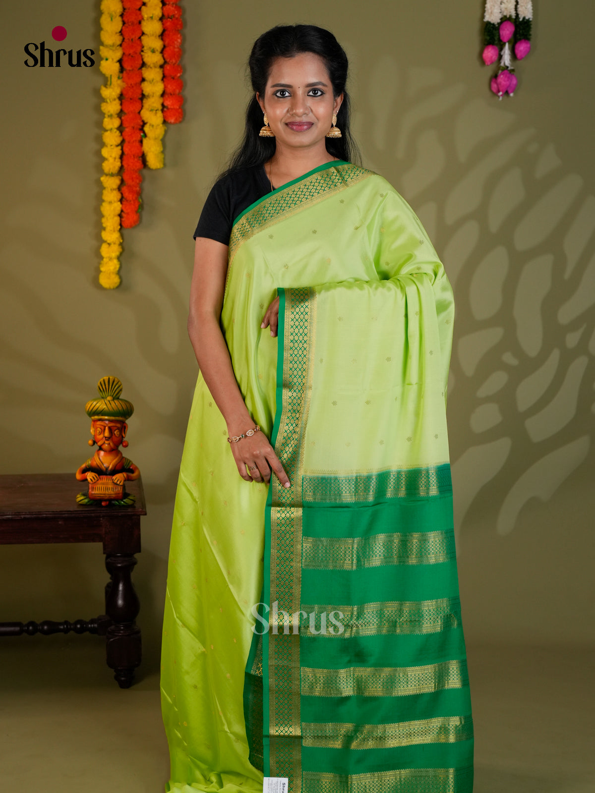 Buy Exquisite Pista Green Mysore Silk Saree with Golden Buttas, Small Zari Border & Green Pallu
