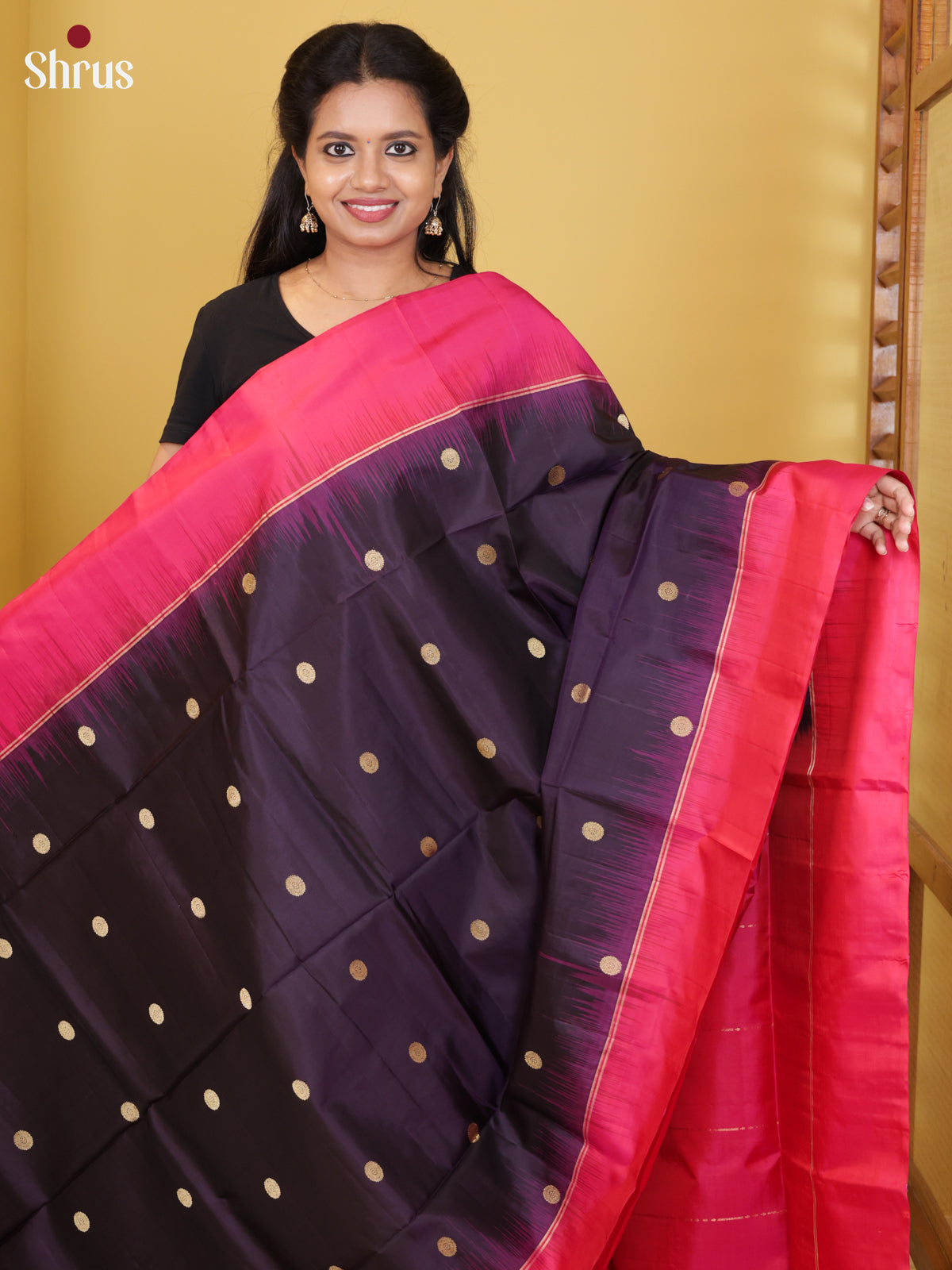 Buy Shimmery Plum Pure Soft Silk Saree With Golden Buttas, Rani Pink Border & Brocade Pallu