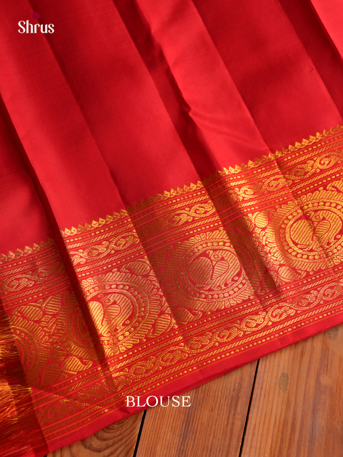Pretty Dark Blue Kanchipuram Pattu Saree With Intricate Checks | Red Broad Border With Zari Bands