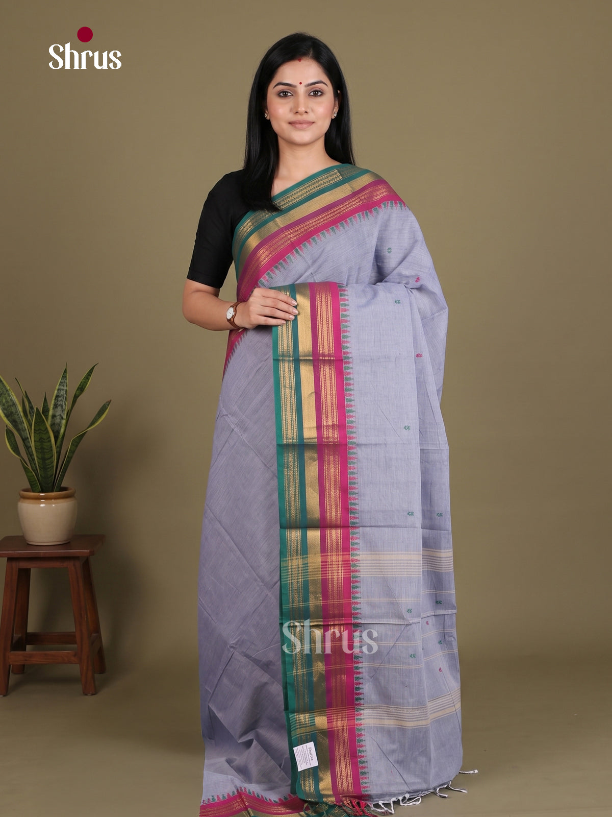 Pretty Grey Chettinad Cotton Saree With Thread Buttas, Teal & Pink Temple Zari Border