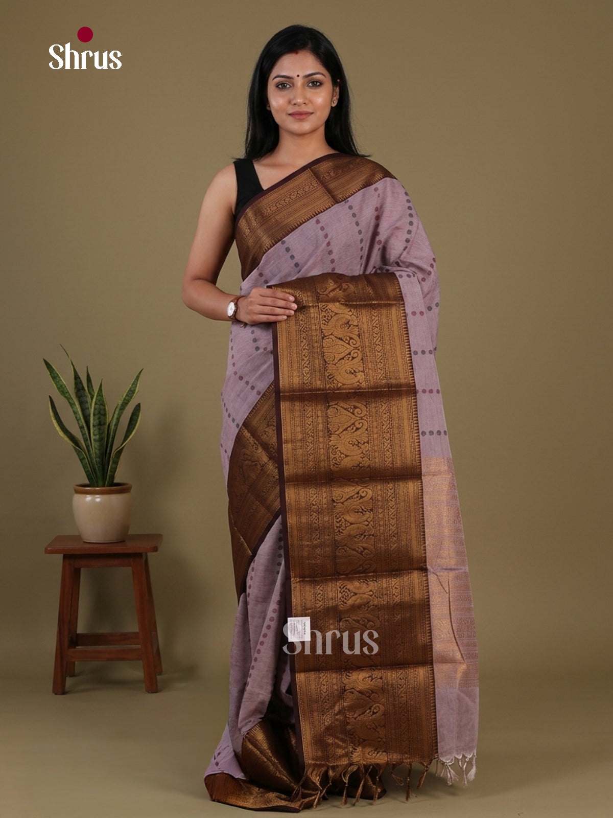 Pretty Mauve Chettinad Cotton Saree With Circular Buttas, Brown Broad Border & Zari Pallu