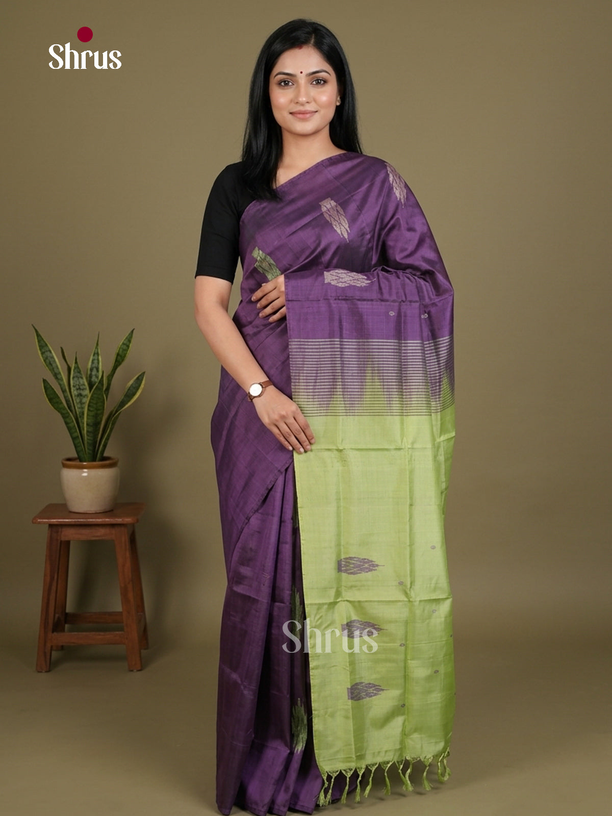 Buy Stunning Purple Banana Pith Saree With Unique Motifs & Pista Green Zari Pallu