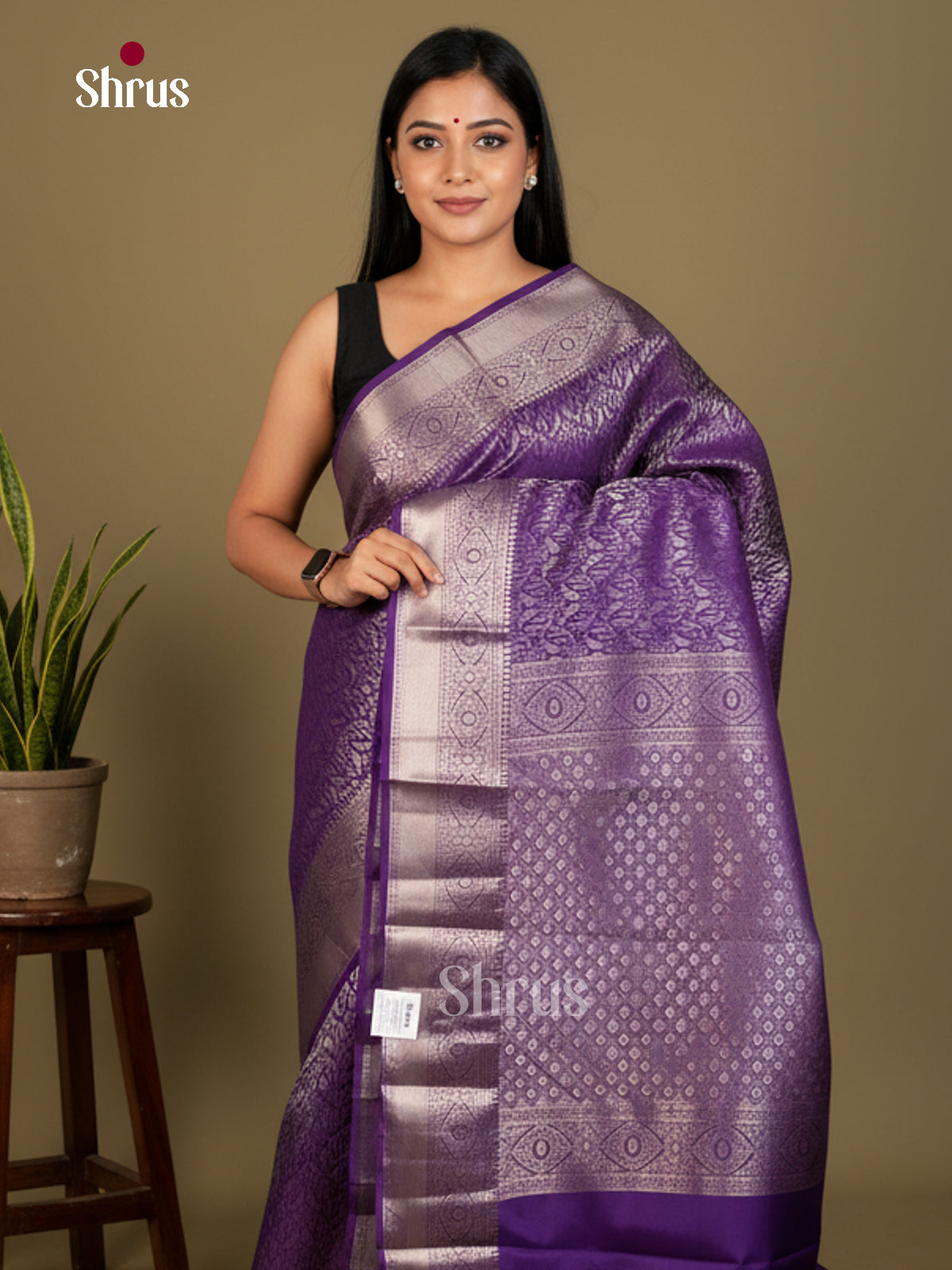 Buy Shimmery Purple Kanchipuram Saree With Silver Jacquard Weave, Zari Border & Brocade Pallu
