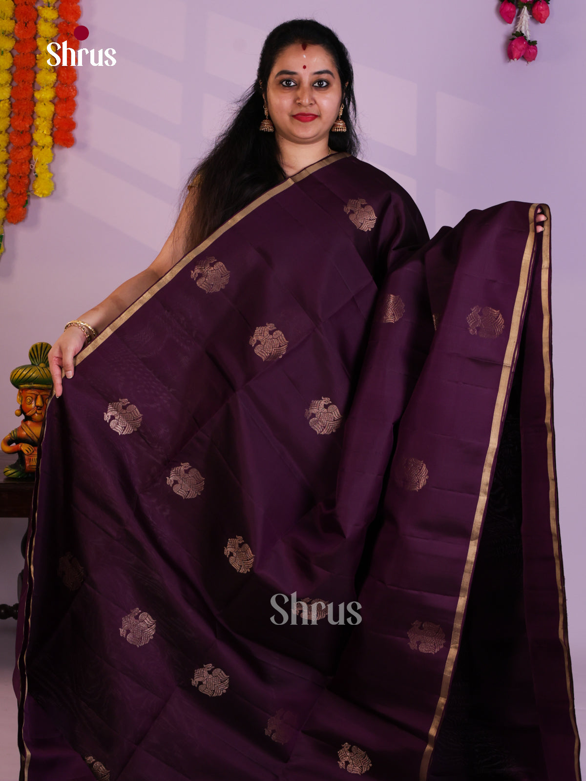 Buy Glistening Purple Pure Soft Silk Saree with Golden Twin Peacock Motifs & Brocade Pallu