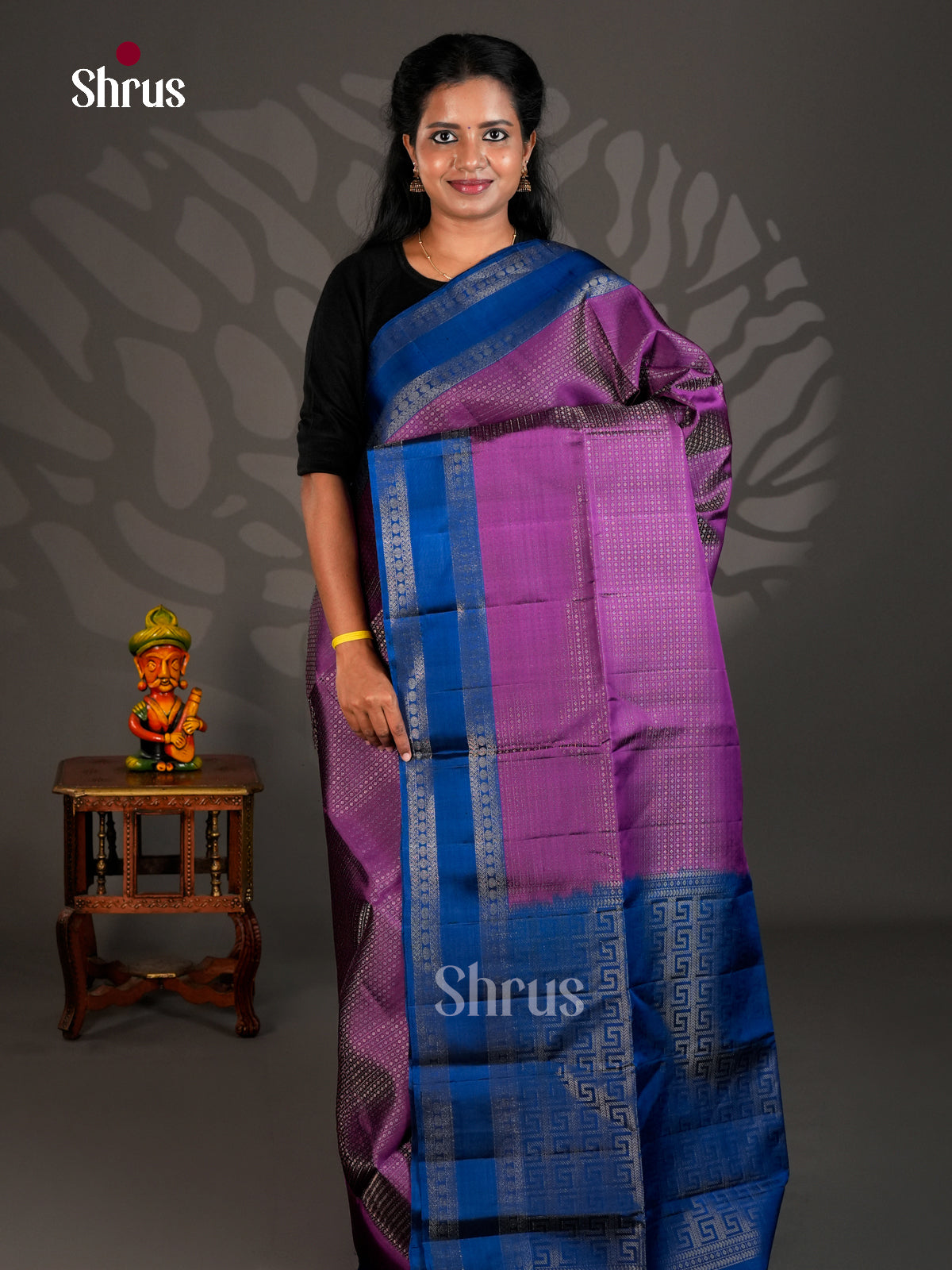 Buy Elegant Purple Soft Silk Saree with Intricate Zari Checks, Buttas, Blue Rettaipet Border & Brocade Pallu