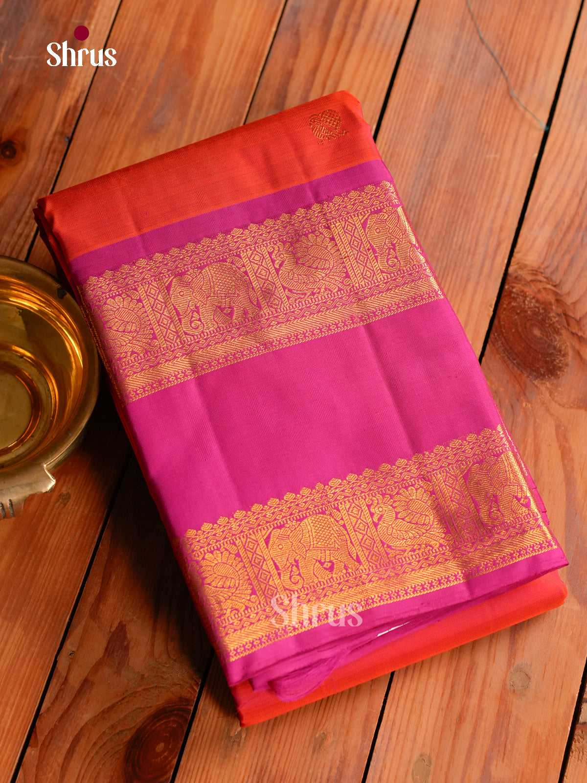Radiant Coral Red Kanchipuram Saree With Golden Buttas | Magenta Rettapet Zari Border & Brocade Pallu
