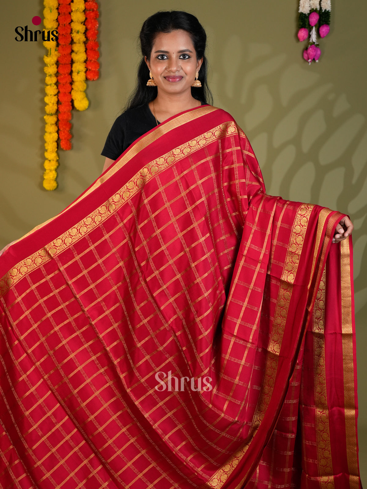 Buy Beautiful Red Mysore Silk Sarees with Golden Checks, Rettaipet Zari Border & Grand Pallu