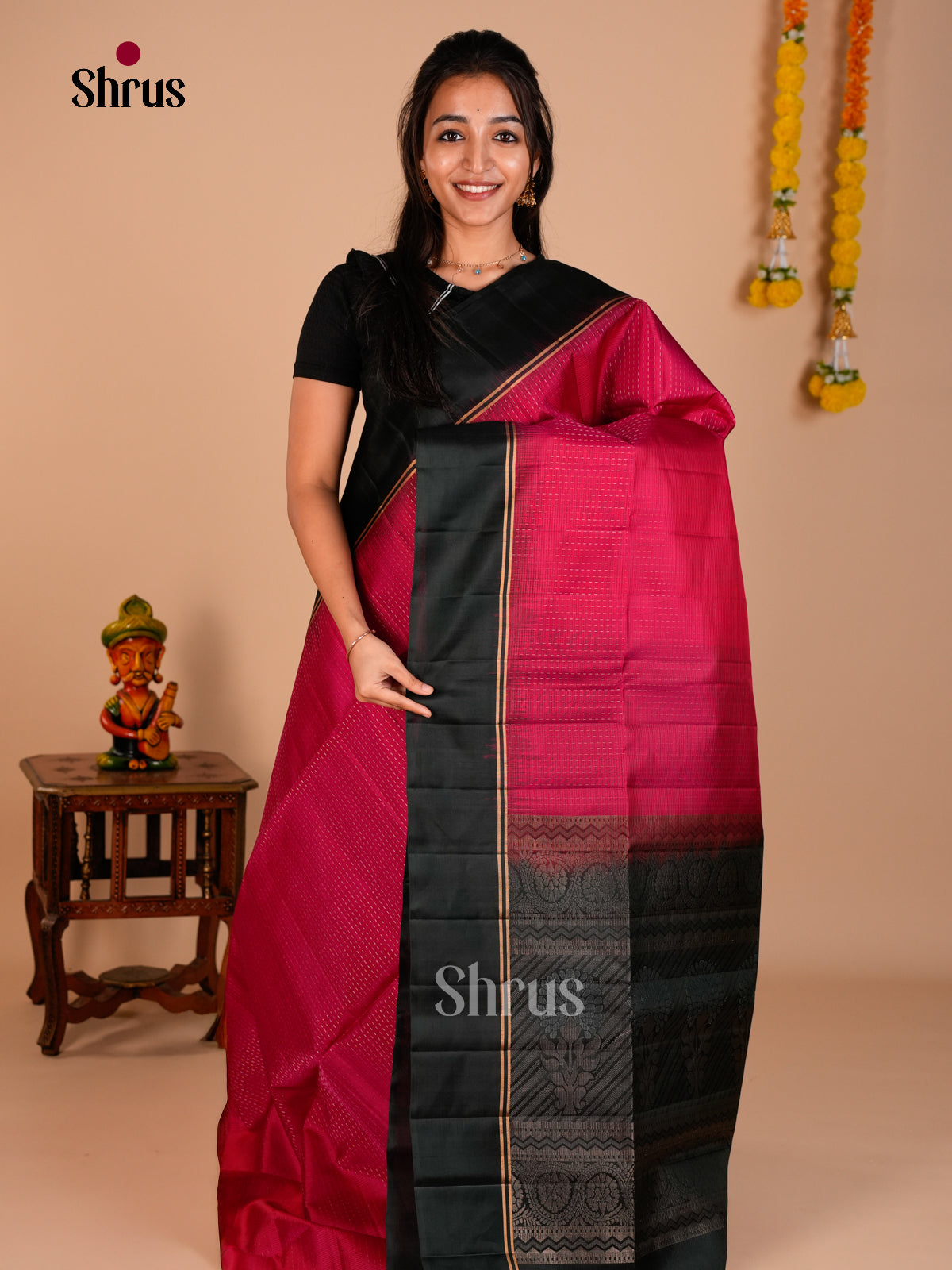 Buy Stunning Reddish Pink Soft Silk Saree with Dotted Lines & Black Zari Brocade Pallu