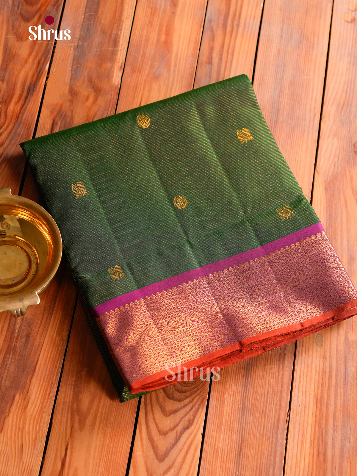 Regal Green 9Yards Kanchipuram Saree With Fine Stripes & Buttas | Magenta Zari Border & Pallu