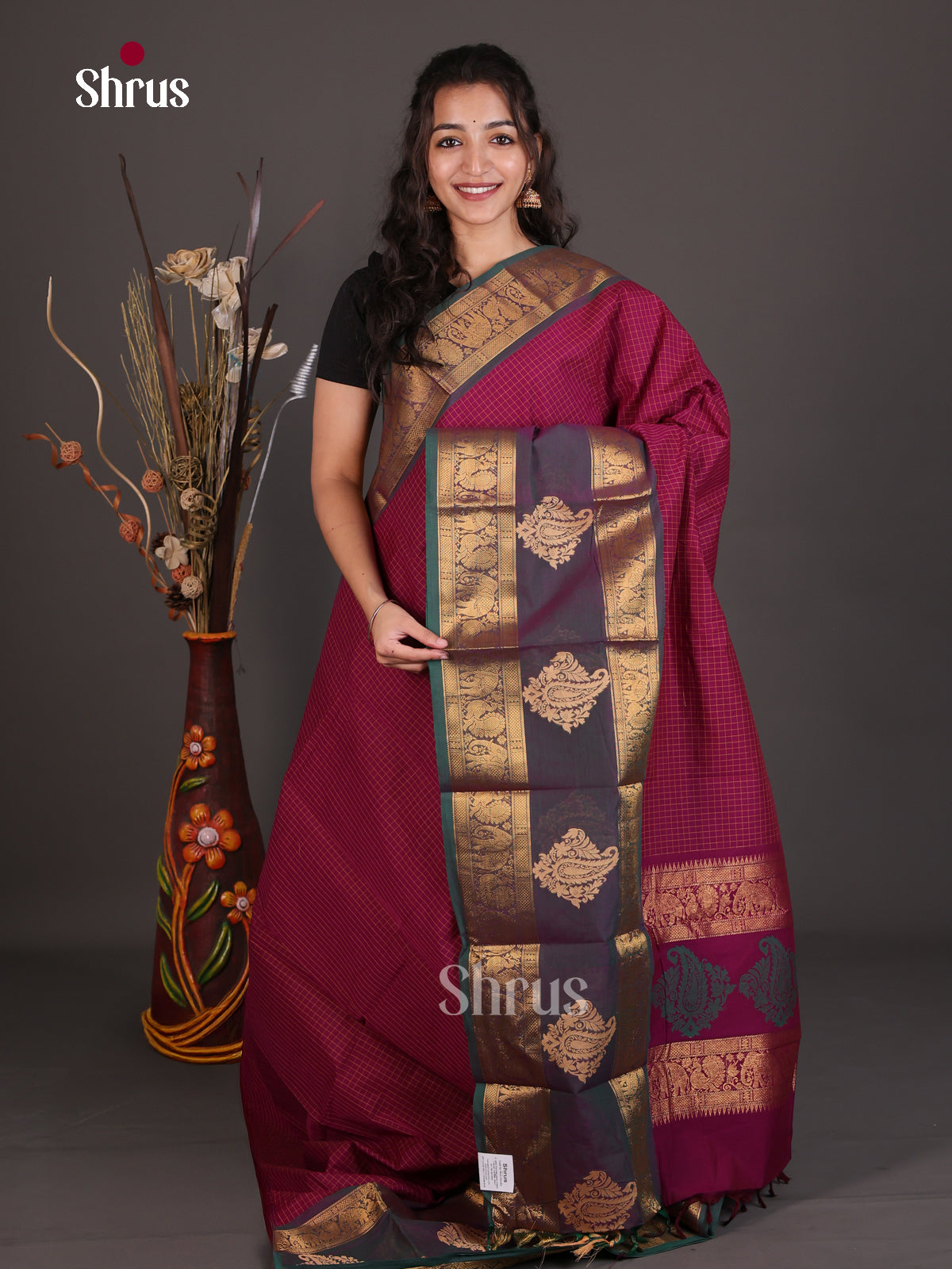 Regal Magenta Checked Chettinad Cotton Saree With Grey Rettapet Zari Border