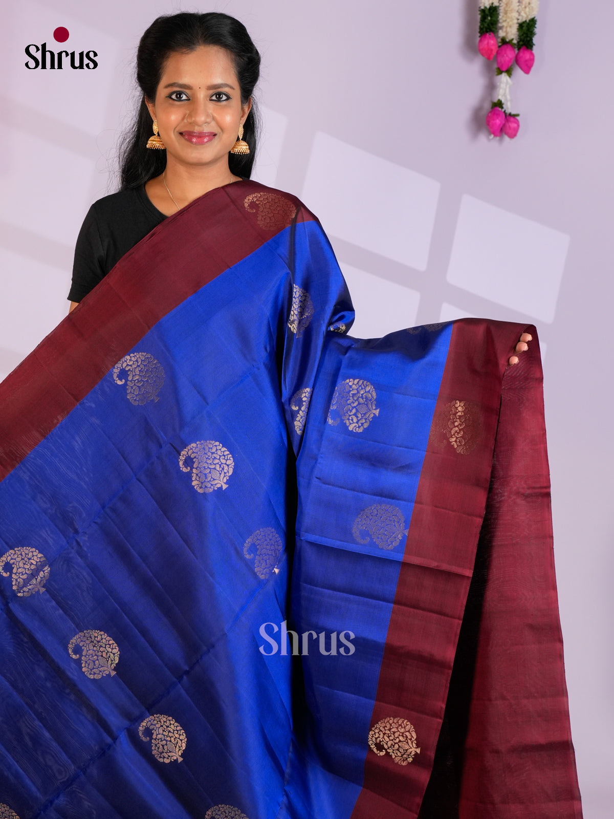Buy Classic Royal Blue Pure Soft Silk Saree with Paisley Motifs, Maroon Border & Brocade Pallu