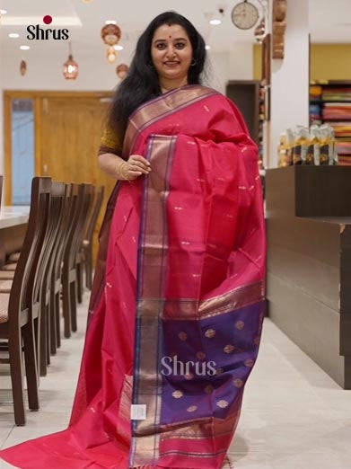 Magenta Maheshwari Silk Cotton Saree with Violet Border
