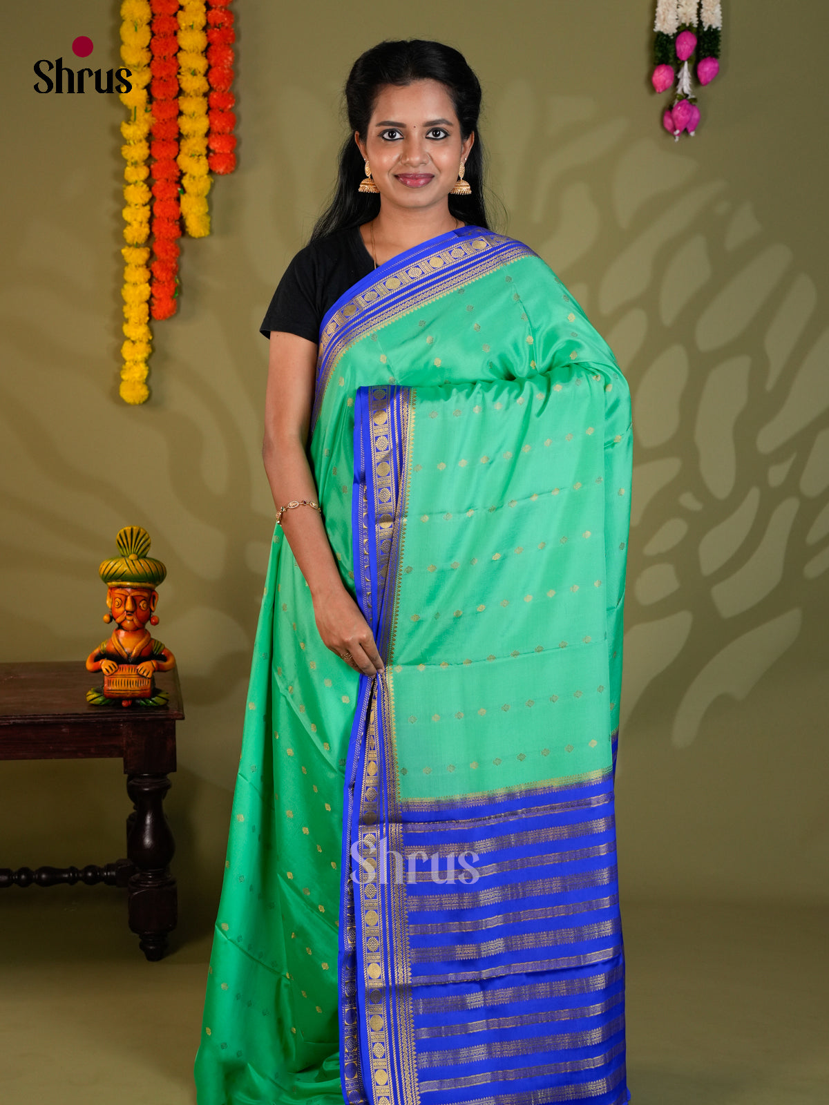 Buy Vivid Sea Green Mysore Silk Saree with Gold Buttas, Royal Blue Border & Striped Pallu
