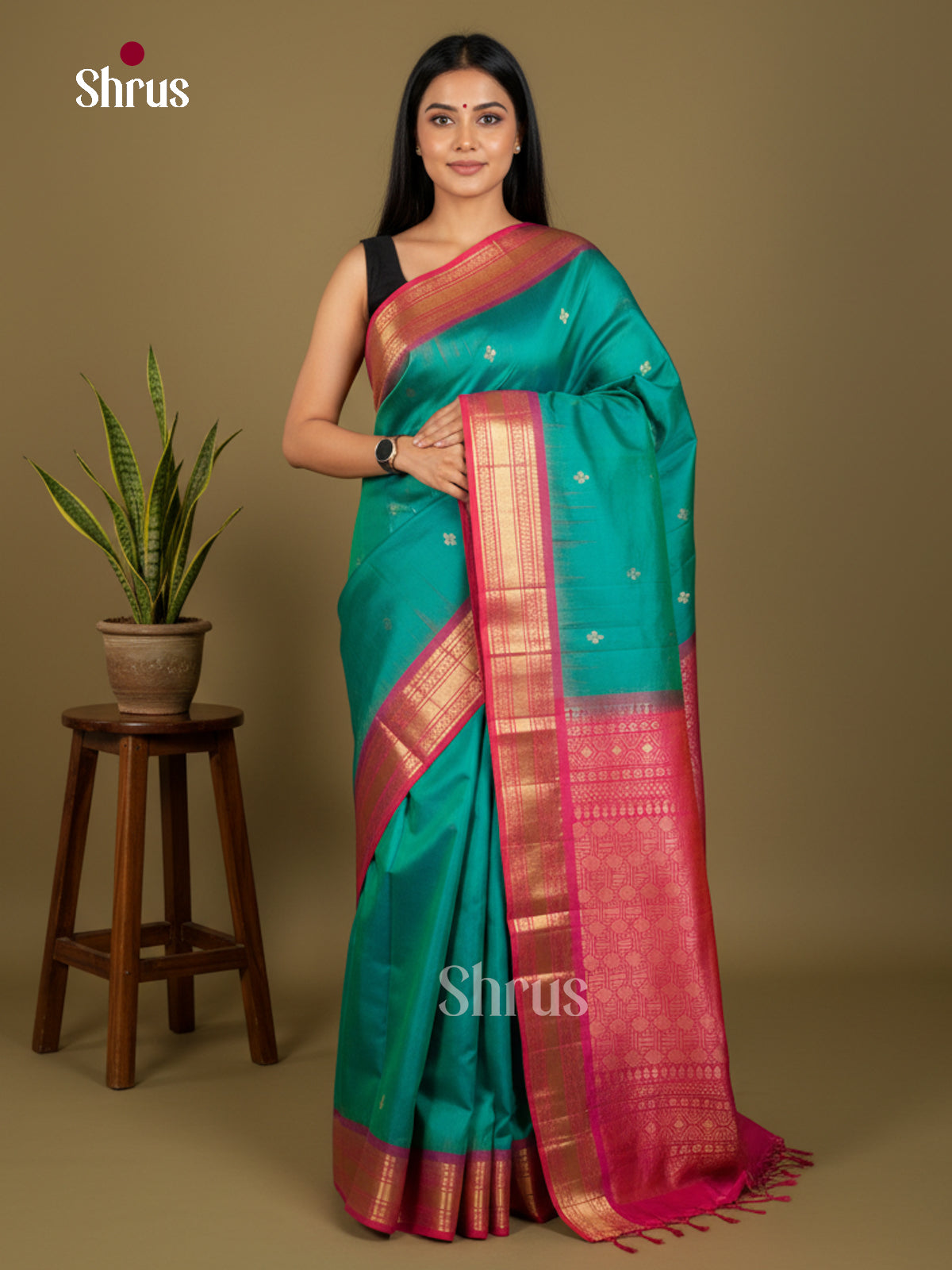 Buy Pretty Sea Green Soft Silk Saree with Gold Buttas, Pink Traditional Zari Border & Brocade Pallu