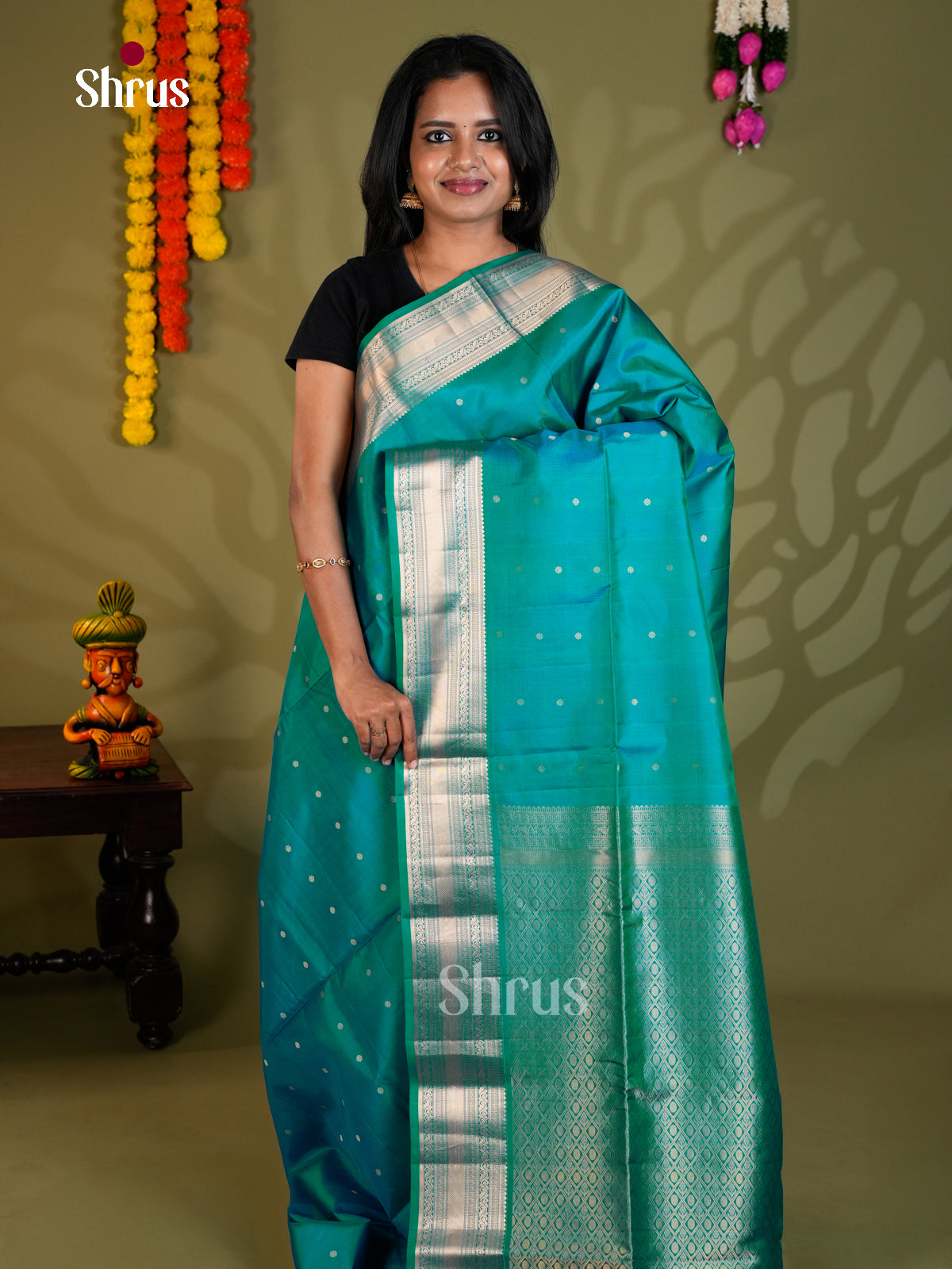 Buy Stunning Sea Green Soft Silk Saree with Small Buttas, Zari Border & Brocade Pallu