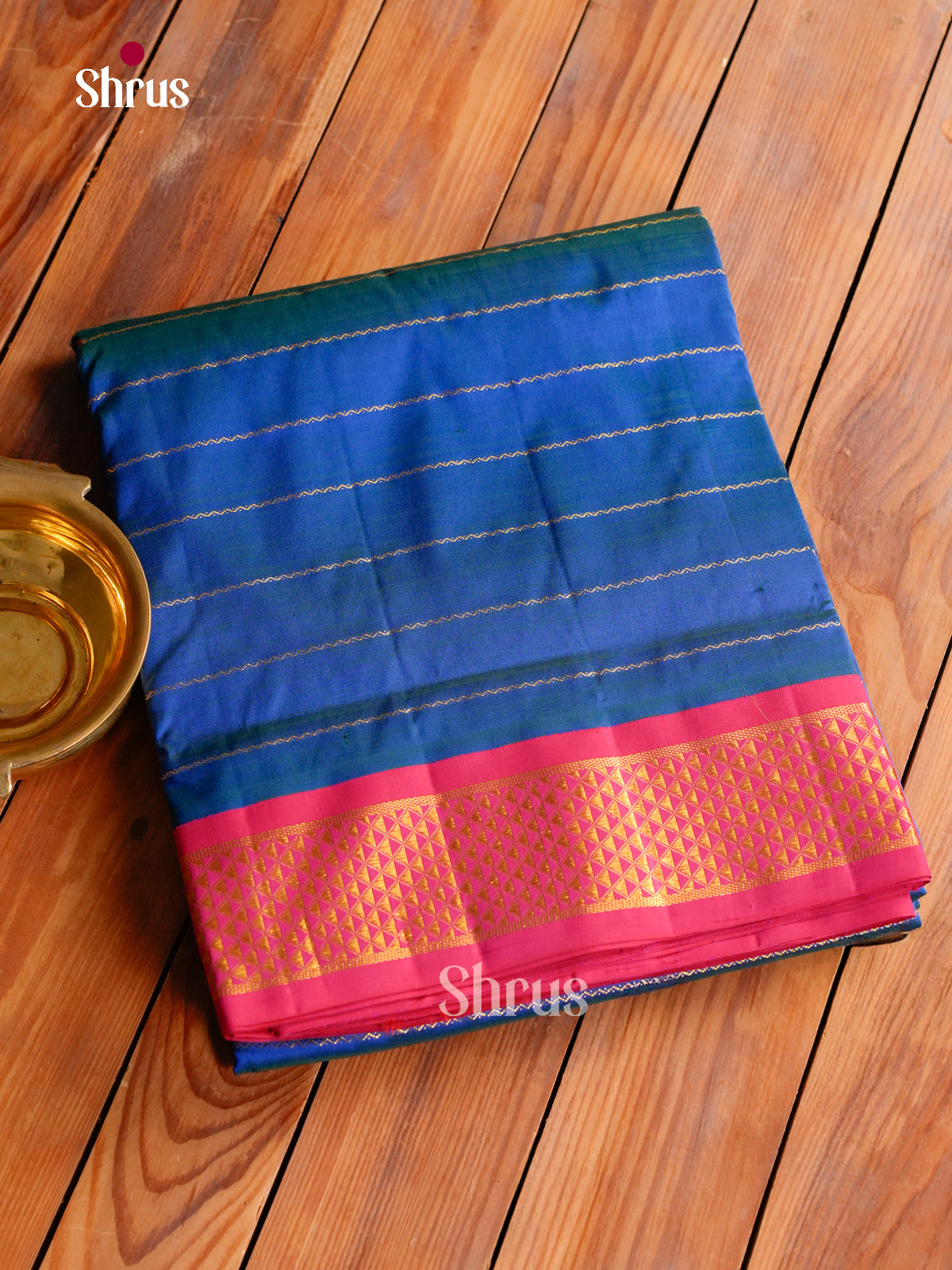 Serene Blue 9Yards Kanchipuram Saree With Gold Stripes | Pink Zari Border & Pallu