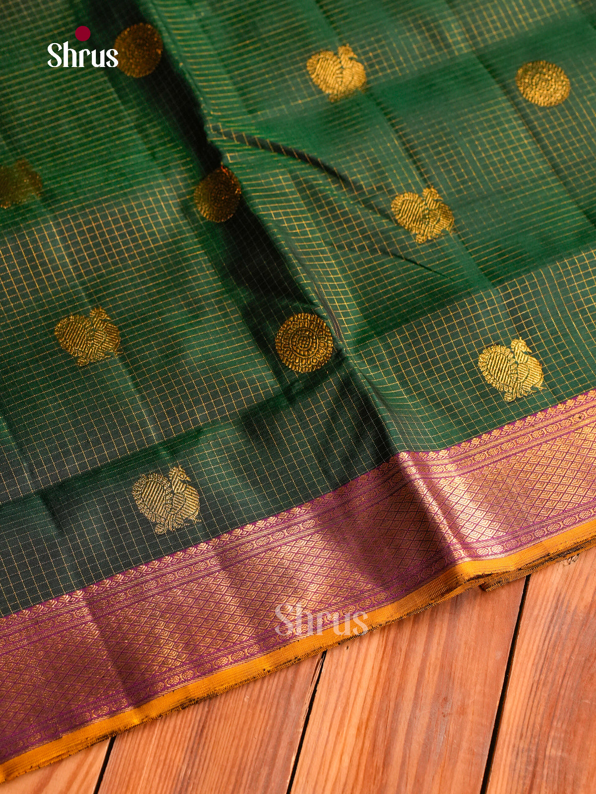 Sheeny Bottle Green 9Yards Kanchipuram Sarees With Intricate Checks & Buttas | Magenta Zari Border